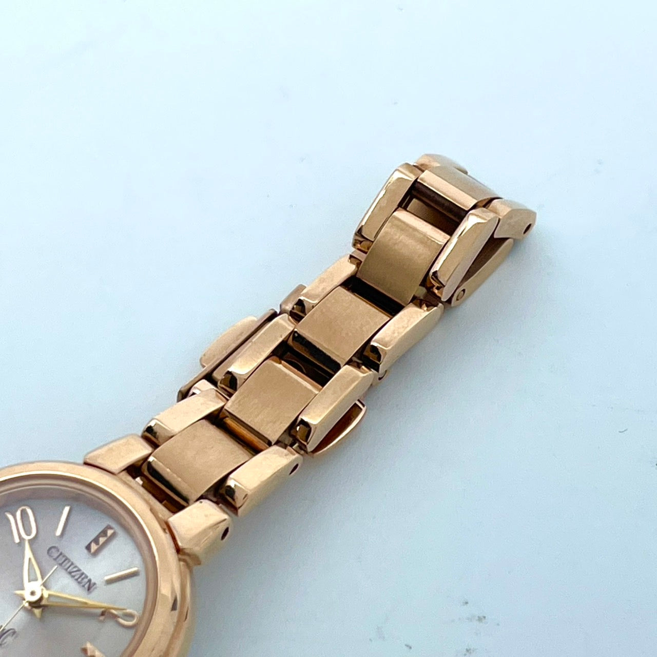 citizen シチズン xC クロスシー 腕時計 B036-T016600 エコドライブ レディース ピンクゴールド アナログ 上品 エレガント ビジネス オフィス 高機能 人気モデル 洗練デザイン 手元華やか クリーニング済み G2