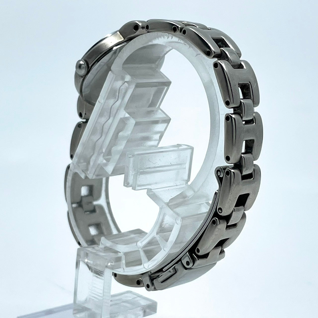 【電池交換済／美品】オリエント YOU Natural&Plain 腕時計 UB3J-00 レディース クオーツ アナログ シルバー アイボリー文字盤 シンプル ナチュラルデザイン ラウンド ビジネス オフィス 高視認性 人気モデル クリーニング済み G2