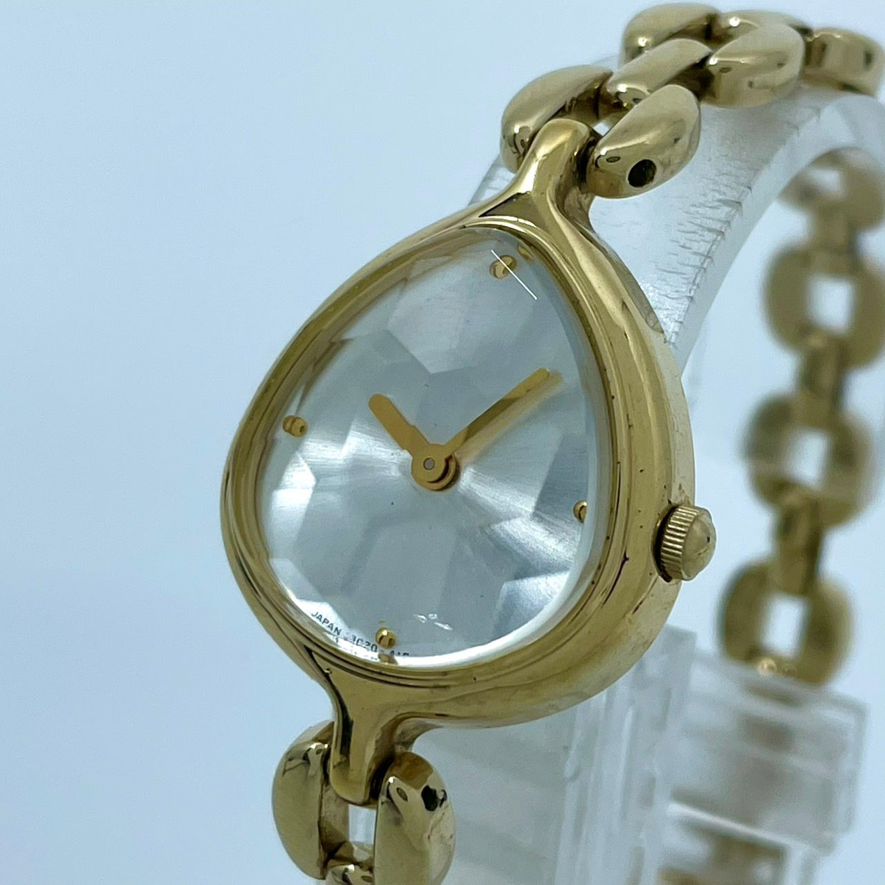 【電池交換済】POLA ポーラ MY FAIR LADY 腕時計 レディース ゴールド ティアドロップ カットガラス ブレスレットウォッチ ドレスウォッチ エレガント フェミニン ジュエリーウォッチ アクセサリー感覚 人気モデル クリーニング済み G2