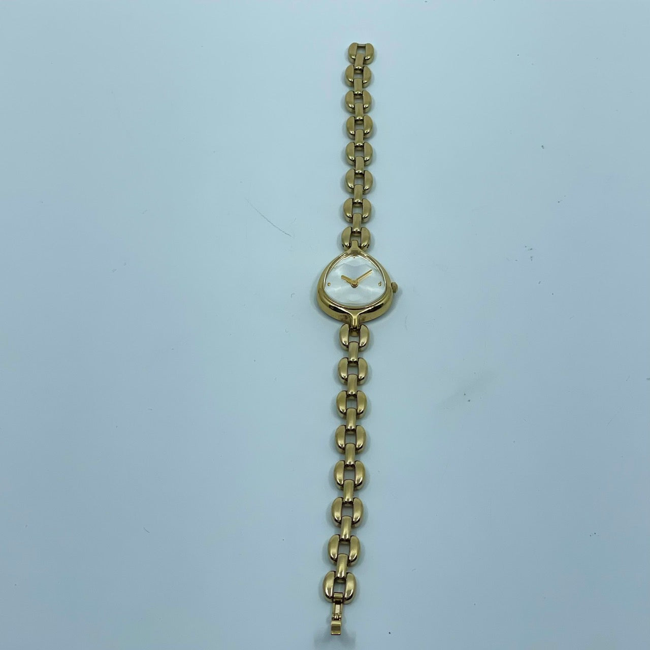 【電池交換済】POLA ポーラ MY FAIR LADY 腕時計 レディース ゴールド ティアドロップ カットガラス ブレスレットウォッチ ドレスウォッチ エレガント フェミニン ジュエリーウォッチ アクセサリー感覚 人気モデル クリーニング済み G2