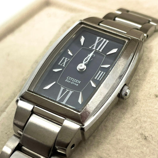 【稼働品】シチズン xC クロスシー 腕時計 B023-T009719 エコドライブ レディース ローマ数字 レクタンギュラー トノー型 アナログ エレガント ビジネス オフィス 高機能 人気モデル 洗練デザイン DURATECT クリーニング済み G2