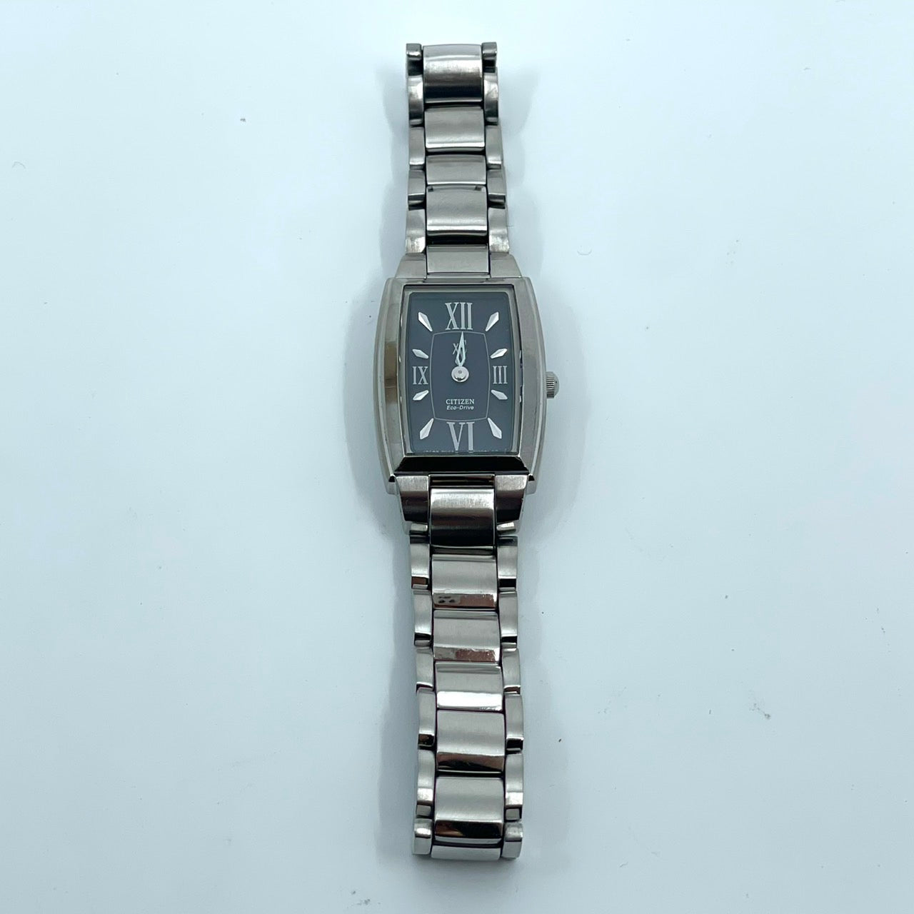【稼働品】シチズン xC クロスシー 腕時計 B023-T009719 エコドライブ レディース ローマ数字 レクタンギュラー トノー型 アナログ エレガント ビジネス オフィス 高機能 人気モデル 洗練デザイン DURATECT クリーニング済み G2