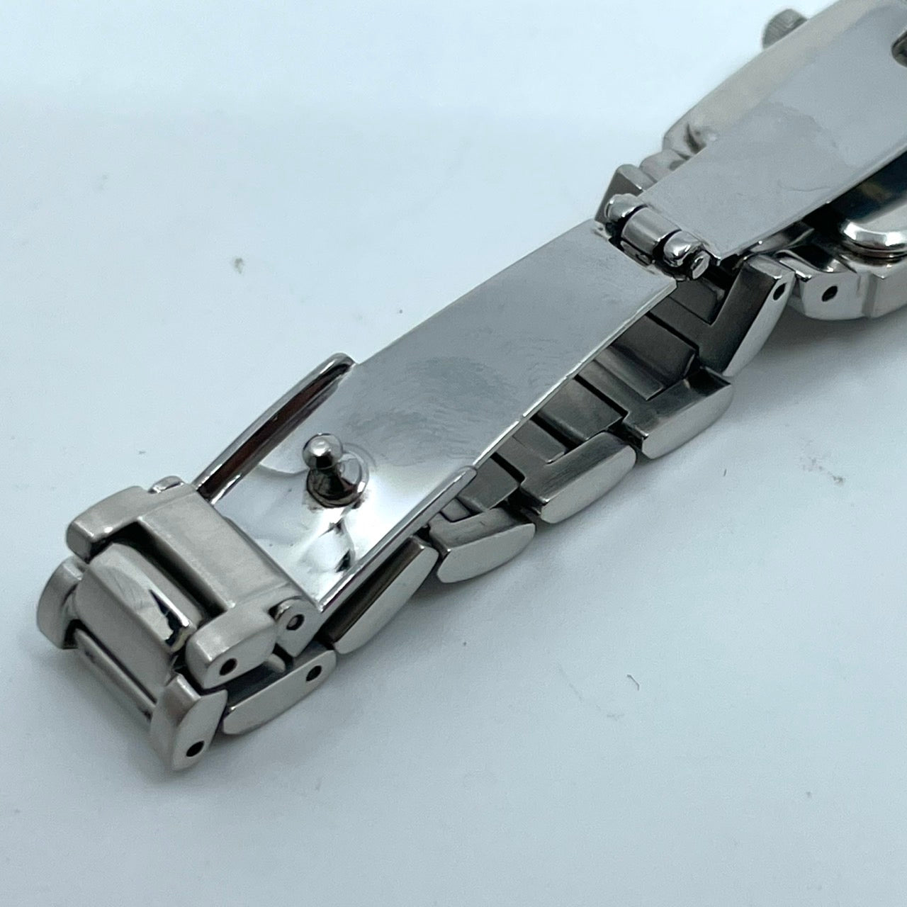 【稼働品】シチズン xC クロスシー 腕時計 B023-T009719 エコドライブ レディース ローマ数字 レクタンギュラー トノー型 アナログ エレガント ビジネス オフィス 高機能 人気モデル 洗練デザイン DURATECT クリーニング済み G2