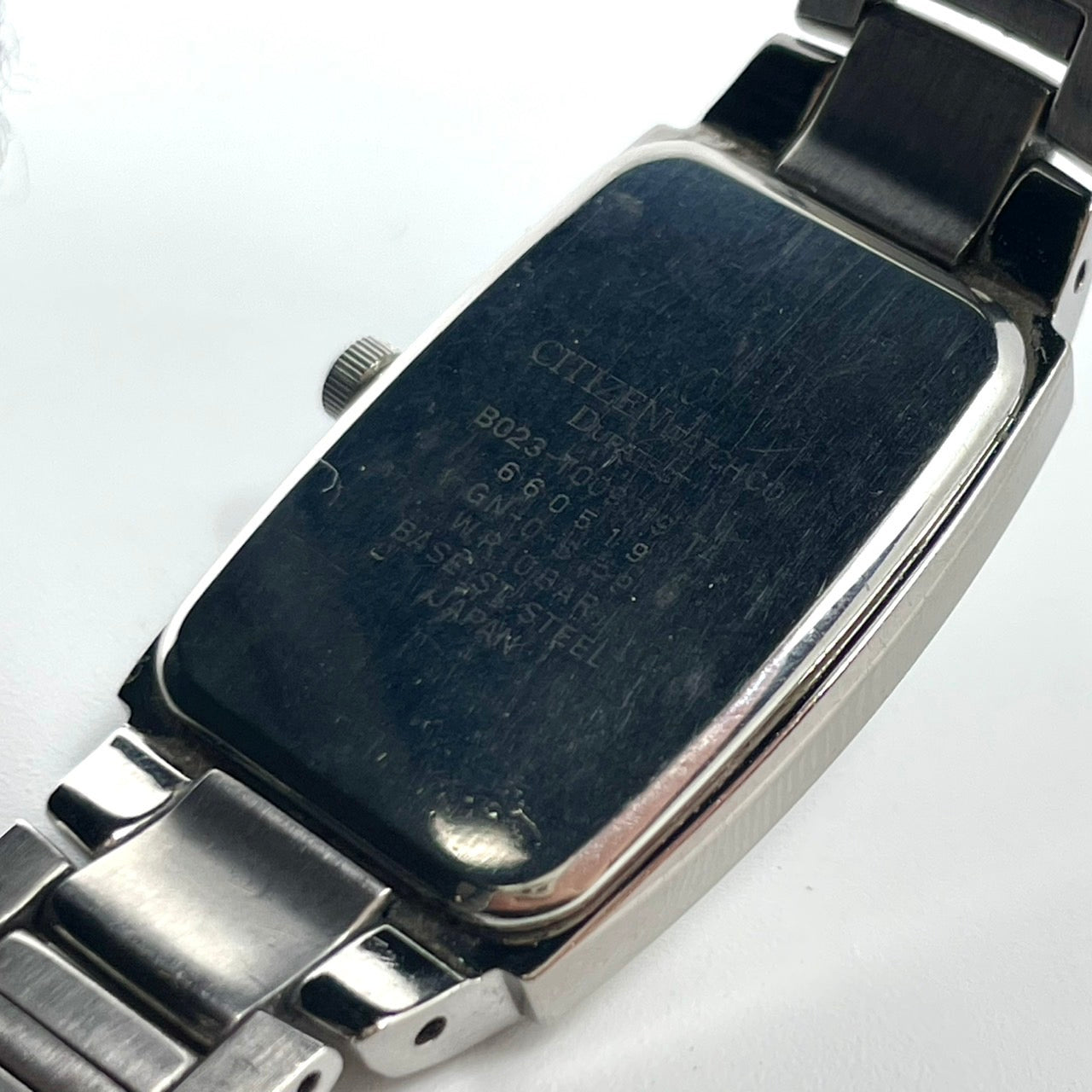 【稼働品】シチズン xC クロスシー 腕時計 B023-T009719 エコドライブ レディース ローマ数字 レクタンギュラー トノー型 アナログ エレガント ビジネス オフィス 高機能 人気モデル 洗練デザイン DURATECT クリーニング済み G2