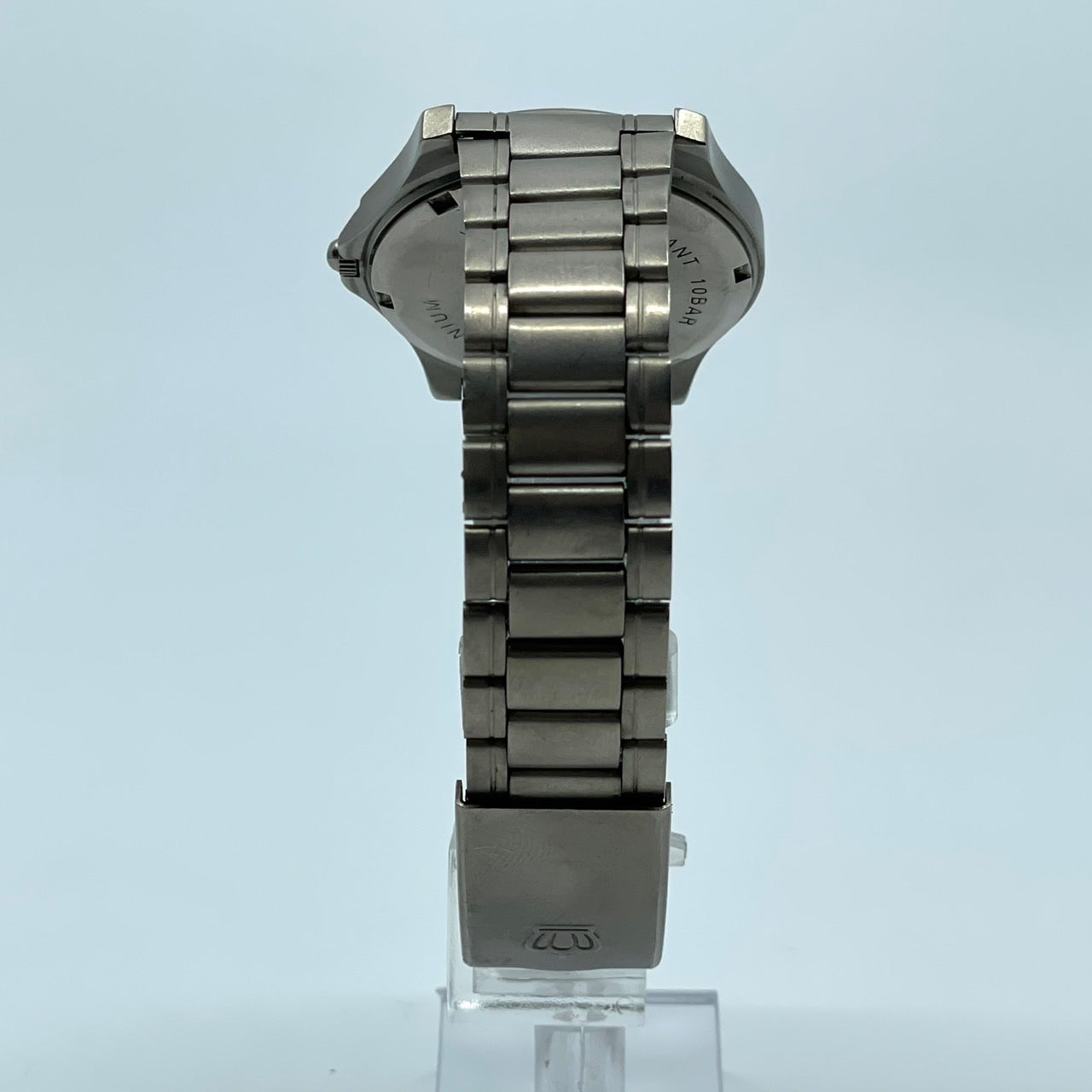 【電池交換済】クリスチャンドマーニ 腕時計 CD-1170T メンズ チタンモデル クオーツ グレー文字盤 ゴールド針 デイト アナログ 軽量 ビジネスウォッチ ドレスウォッチ エレガント 10気圧防水 人気モデル クリーニング済み G2