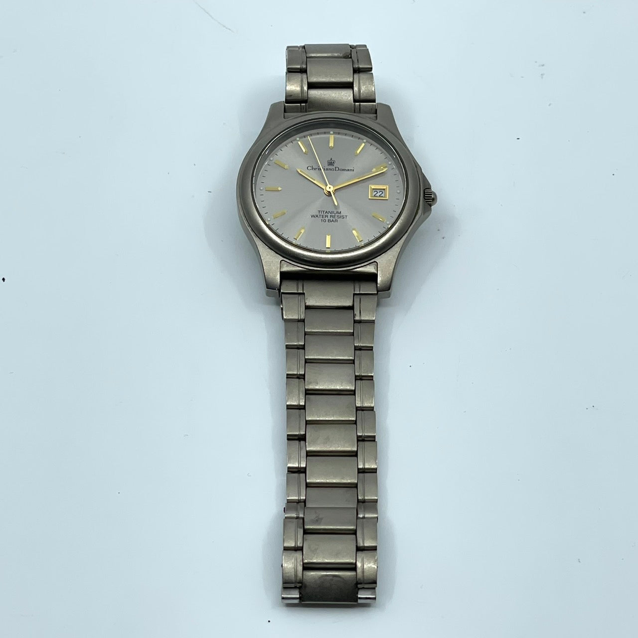 【電池交換済】クリスチャンドマーニ 腕時計 CD-1170T メンズ チタンモデル クオーツ グレー文字盤 ゴールド針 デイト アナログ 軽量 ビジネスウォッチ ドレスウォッチ エレガント 10気圧防水 人気モデル クリーニング済み G2