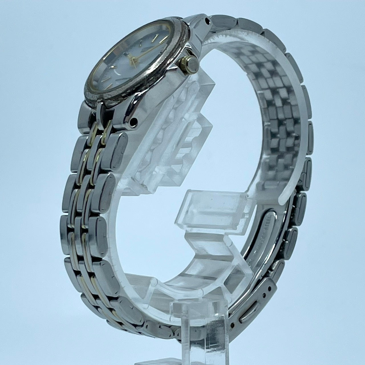 【稼働品】 citizen シチズン 腕時計 E030-K16261 レディース エコドライブ ソーラー コンビカラー ゴールド シルバー アナログ ビジネス オフィススタイル 耐磁 ANTIMAG4800 ヴィンテージ感 クラシックデザイン クリーニング済み G2