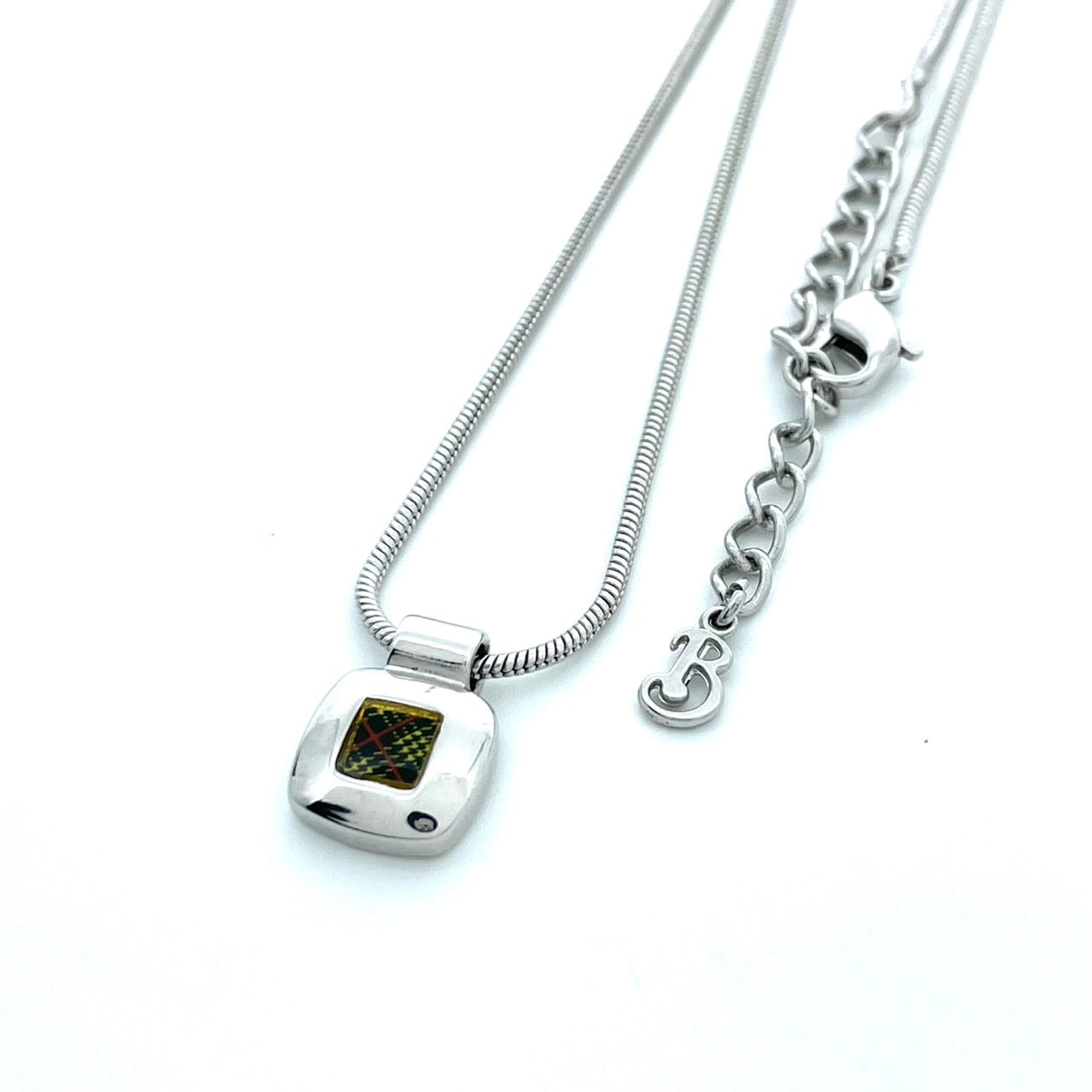 美品 BURBERRY バーバリー ヴィンテージ ネックレス ペンダント ノバチェック スクエア シルバーカラー アクセサリー ジュエリー レディース アジャスター付き I1