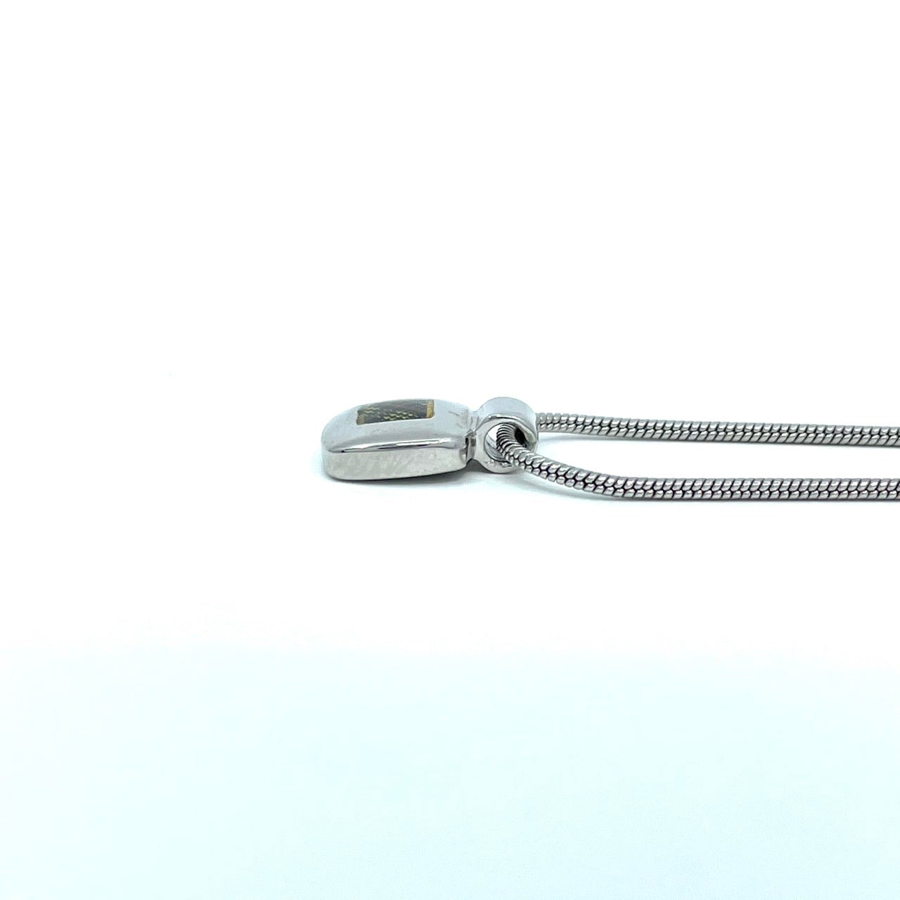 美品 BURBERRY バーバリー ヴィンテージ ネックレス ペンダント ノバチェック スクエア シルバーカラー アクセサリー ジュエリー レディース アジャスター付き I1