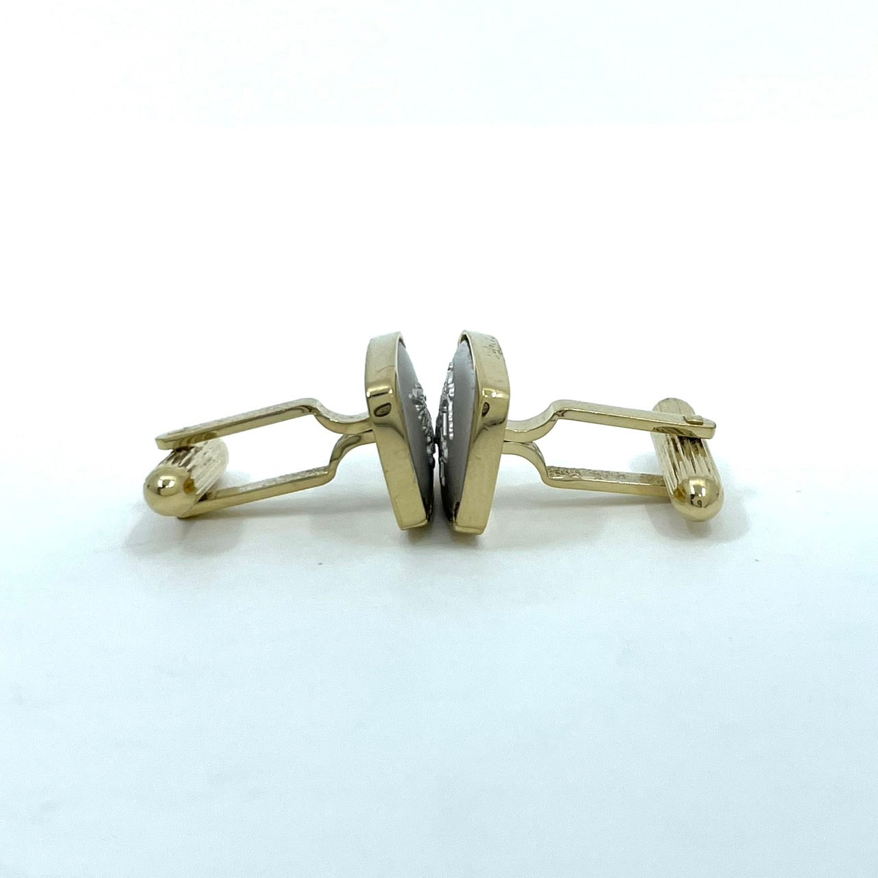 美品 BURBERRY バーバリー ホースロゴ カフスボタン ゴールド×シルバー コンビカラー 金 銀 メンズ ビジネス フォーマル 正規品 I1