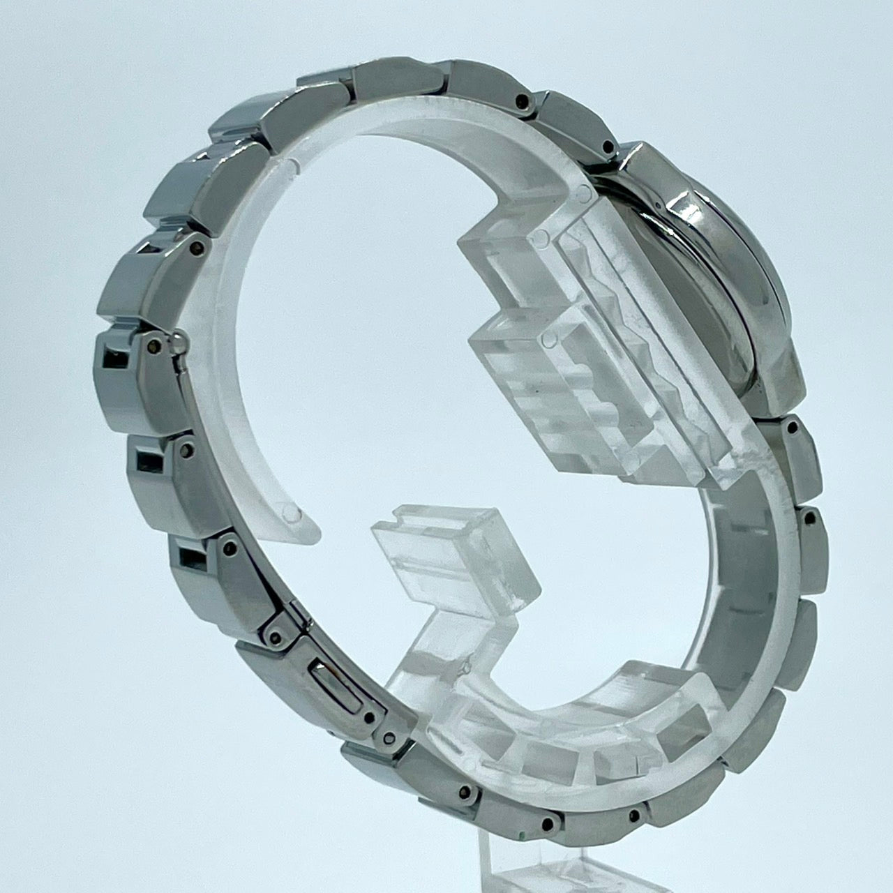 【稼働品】シチズン ウィッカ 腕時計 E030-S001935 エコドライブ レディース ソーラー ブルー文字盤 アナログ かわいい フェミニン カジュアル ビジネス オフィス 人気モデル 10気圧防水 シルバー 洗練デザイン クリーニング済み G4