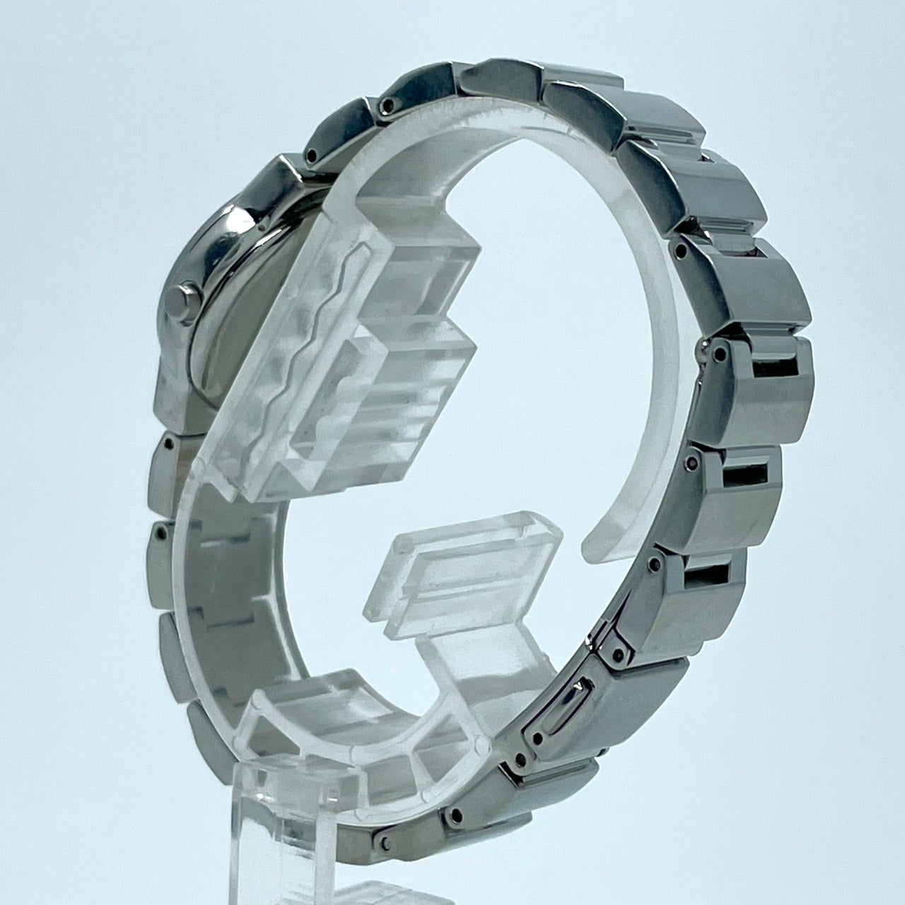 【稼働品】シチズン ウィッカ 腕時計 E030-S001935 エコドライブ レディース ソーラー ブルー文字盤 アナログ かわいい フェミニン カジュアル ビジネス オフィス 人気モデル 10気圧防水 シルバー 洗練デザイン クリーニング済み G4