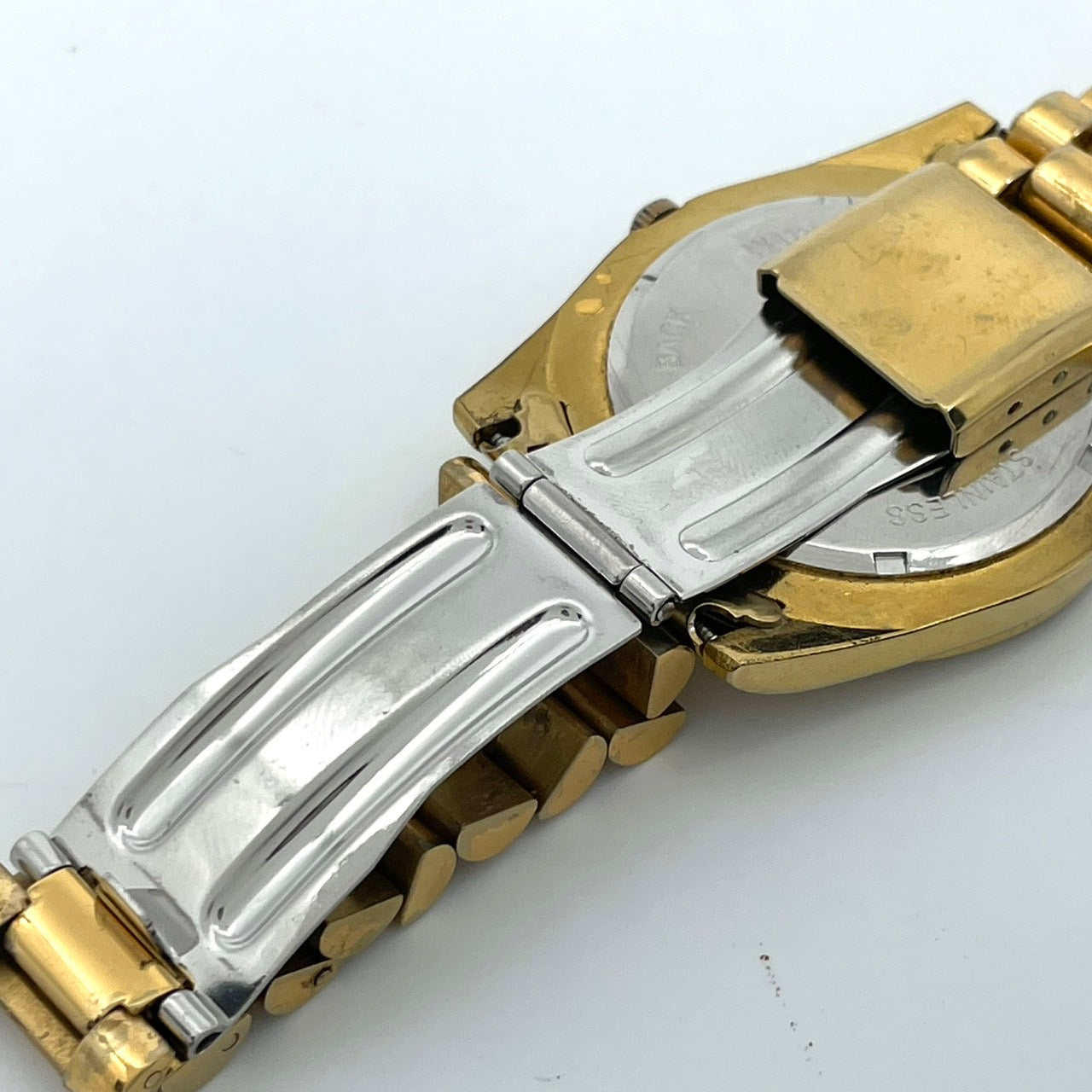 【電池交換済】Louis & Balencia ルイスアンドバレンシア レディース腕時計 クオーツ ゴールド ラインストーン エメラルド ハニカム文字盤 デイデイト カレンダー アナログ ゴージャス エレガント クラシックデザイン クリーニング済 G4