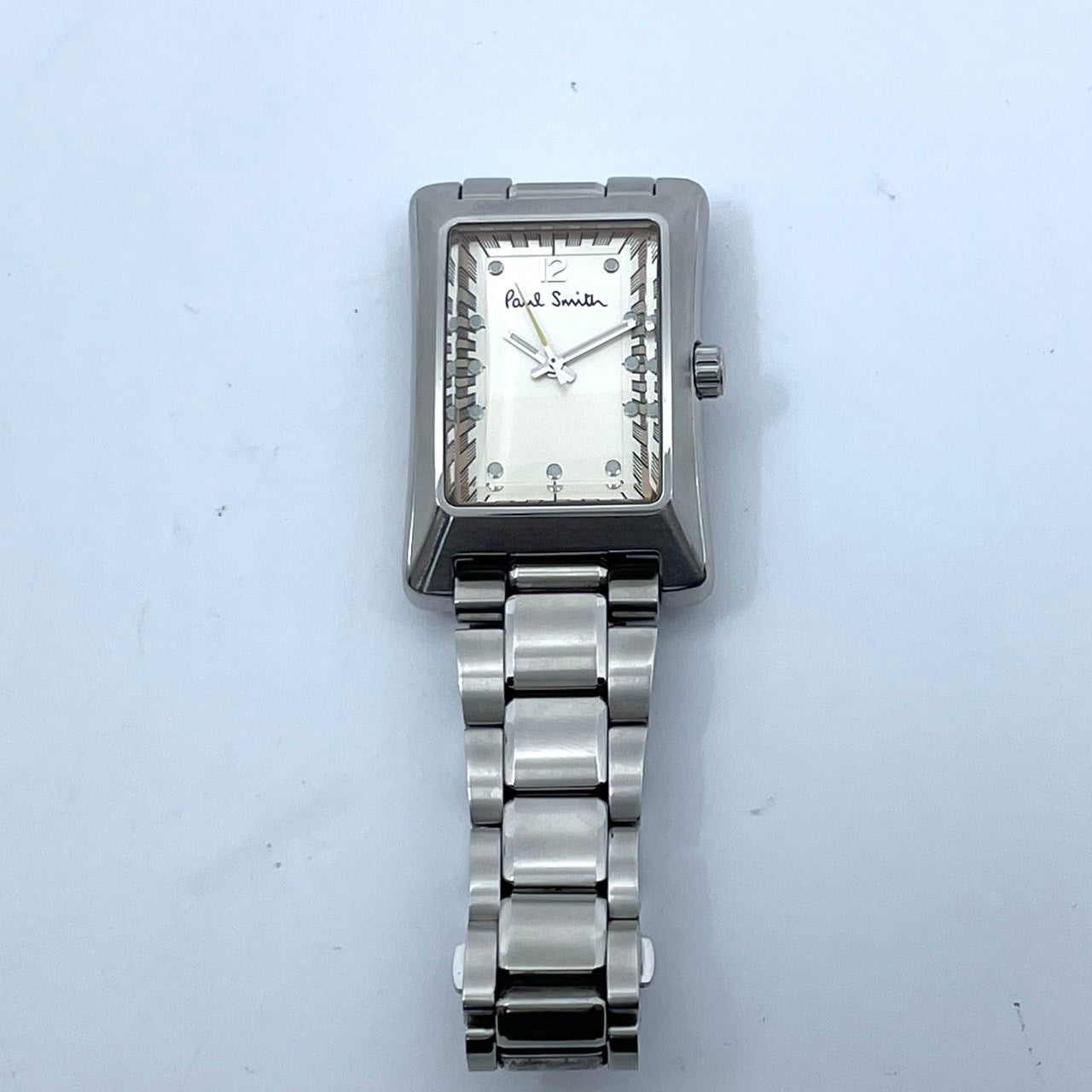 【電池交換済／稼働品】Paul Smith ポールスミス メンズ 腕時計 トノー シルバー アイボリー文字盤 クオーツ アナログ エレガント スタイリッシュ クラシック ビジネス カジュアル 人気モデル ユニークデザイン クリーニング済 G4