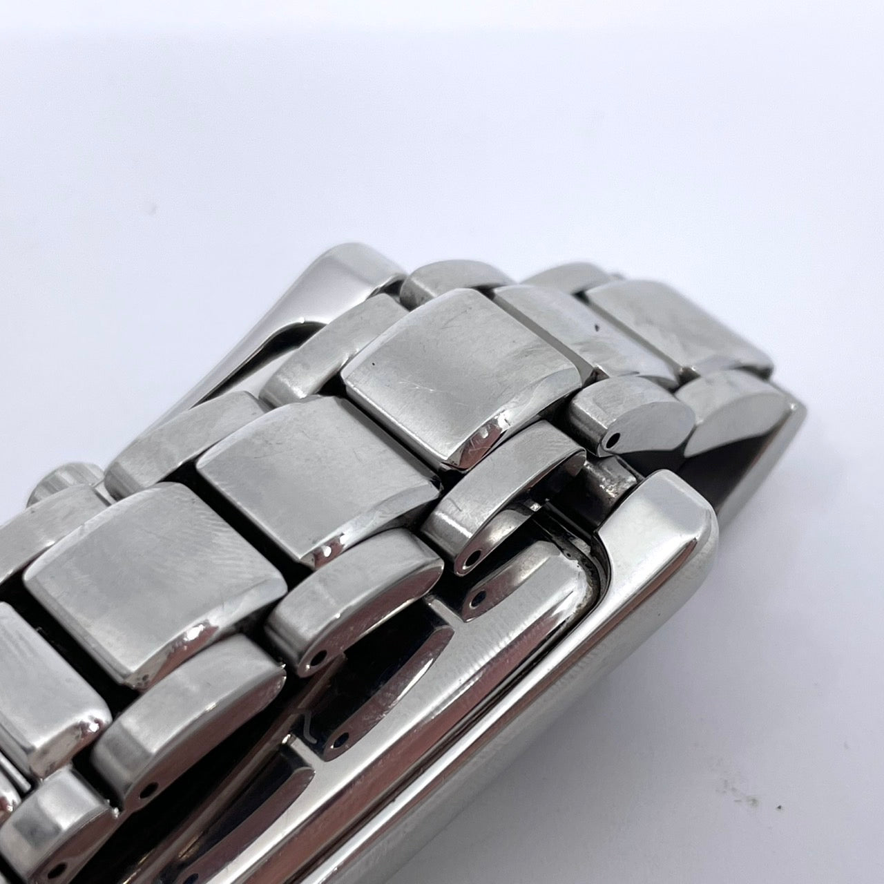 【電池交換済／稼働品】Paul Smith ポールスミス メンズ 腕時計 トノー シルバー アイボリー文字盤 クオーツ アナログ エレガント スタイリッシュ クラシック ビジネス カジュアル 人気モデル ユニークデザイン クリーニング済 G4