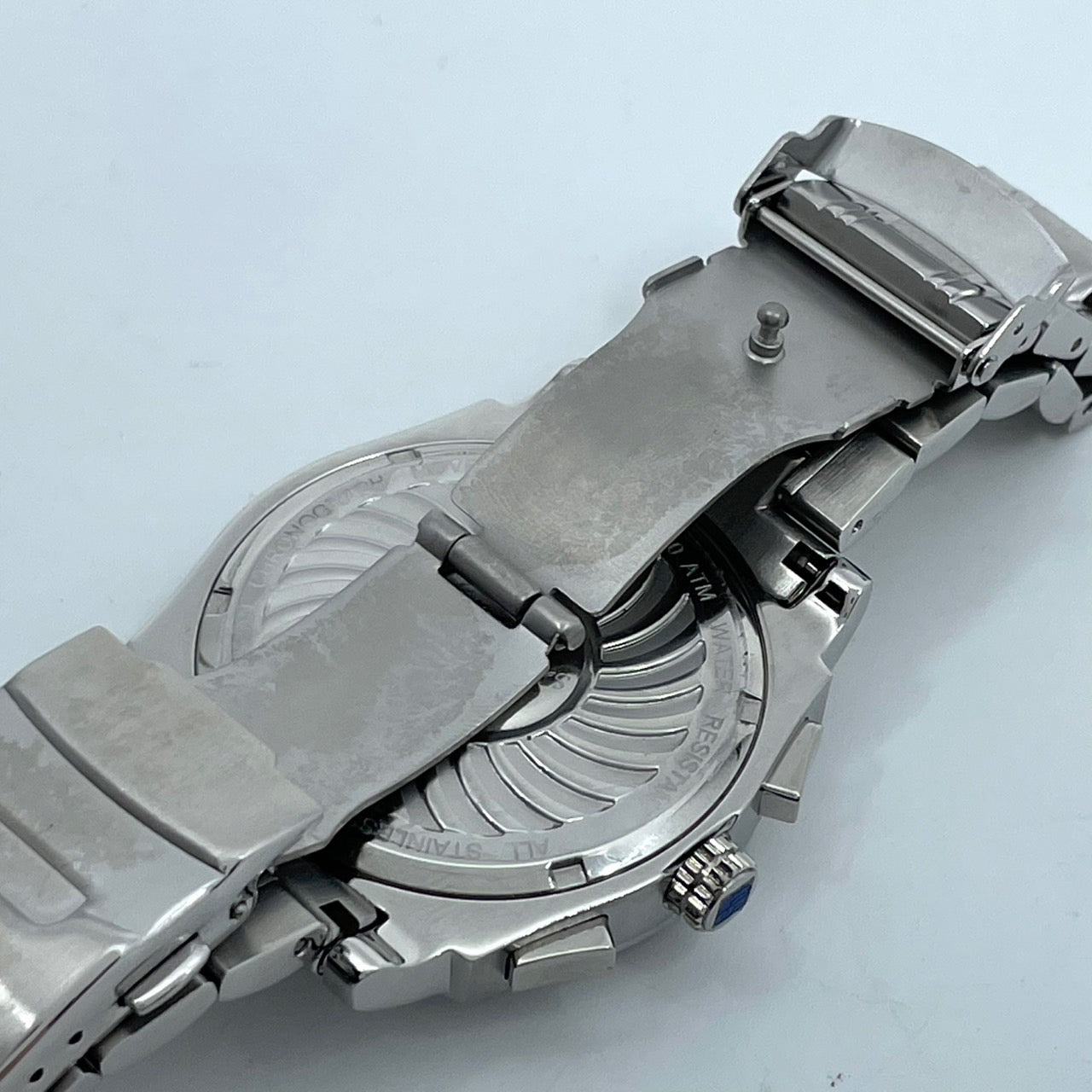 【電池交換済／稼働品／美品】Salvatore Marra サルバトーレマーラ メンズ 腕時計 クロノグラフ 限定モデル シルバー ホワイト文字盤 ブルー針 ローマンインデックス 多機能 クオーツ アナログ クラシック エレガント ビジネス 高級感 G4