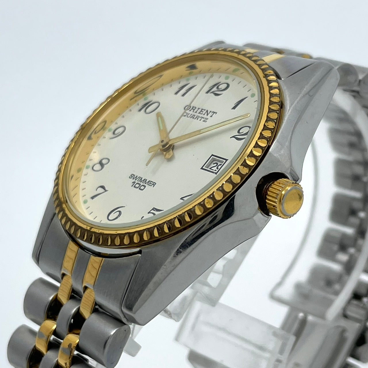 【電池交換済／稼働品】ORIENT オリエント SWIMMER 100 スイマー メンズ 腕時計 UE05-B0 クオーツ コンビカラー シルバー ゴールド デイト表示 アナログ ラウンド クラシック エレガント カジュアル 人気モデル クリーニング済 G4