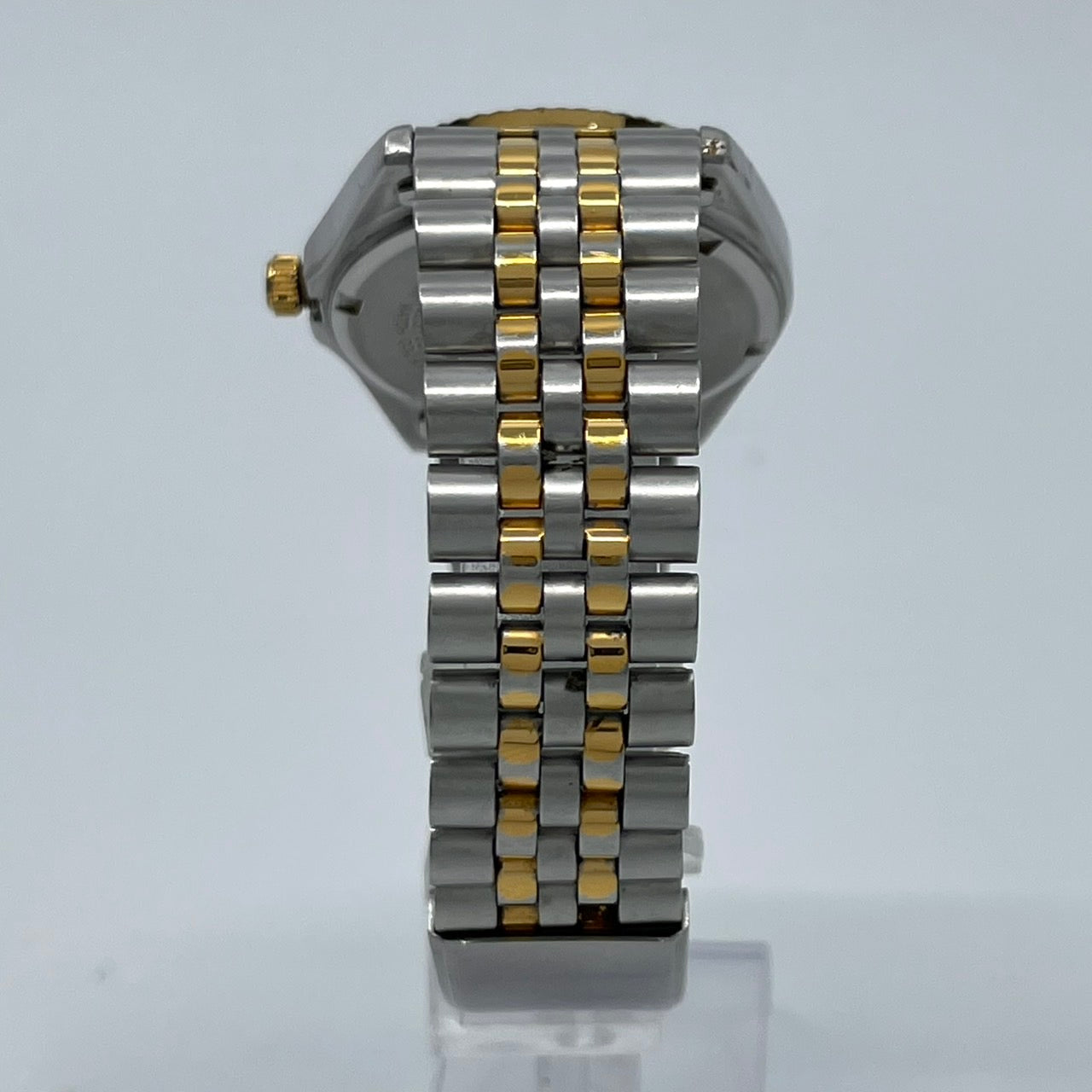 【電池交換済／稼働品】ORIENT オリエント SWIMMER 100 スイマー メンズ 腕時計 UE05-B0 クオーツ コンビカラー シルバー ゴールド デイト表示 アナログ ラウンド クラシック エレガント カジュアル 人気モデル クリーニング済 G4