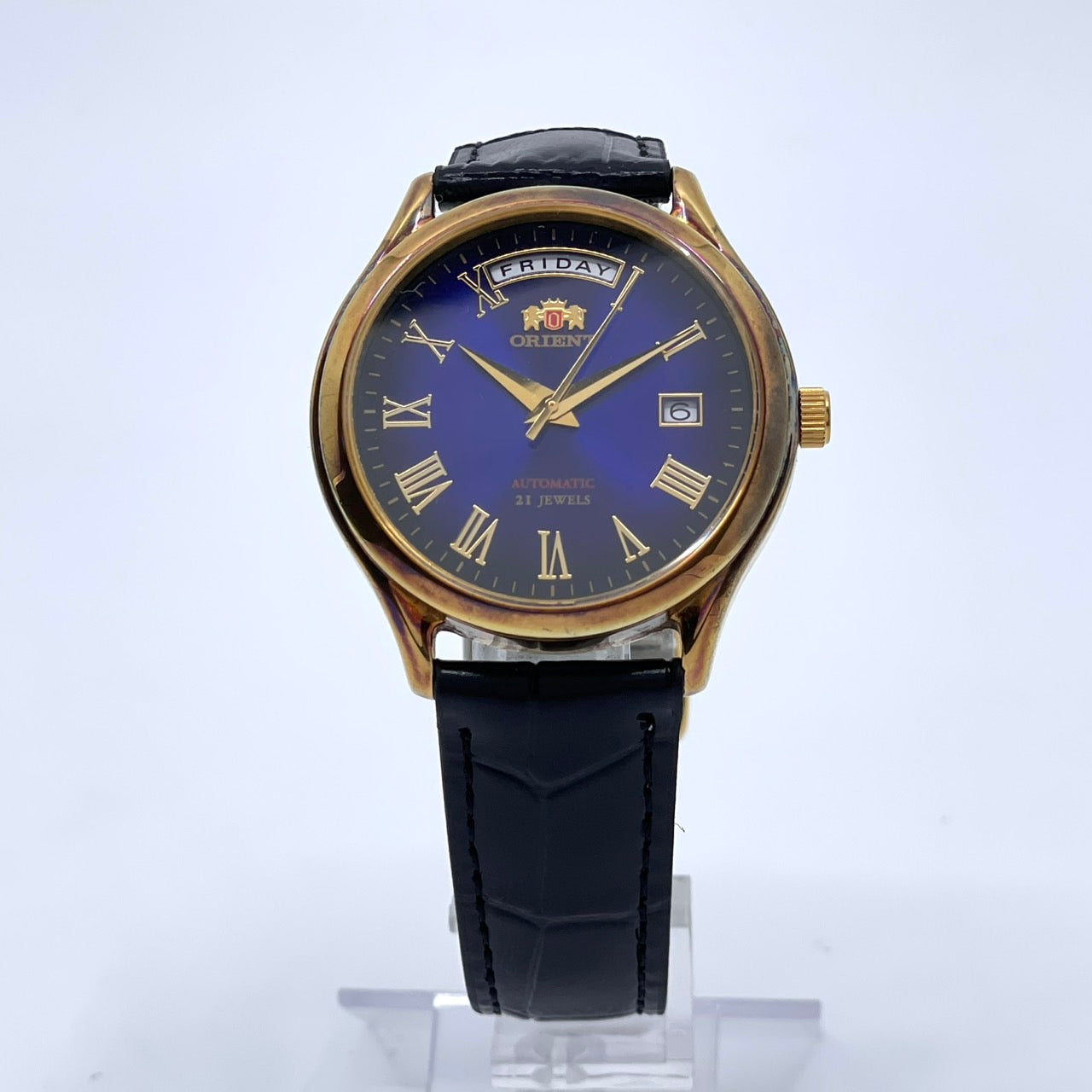 希少 稼働品 ORIENT オリエント メンズ 腕時計 自動巻き 21石 デイデイト ネイビー文字盤 ゴールド ローマンインデックス 裏スケ クラシック エレガント ドレスウォッチ ビジネス 高級感 クリーニング済み ヴィンテージ ベルト交換済 G