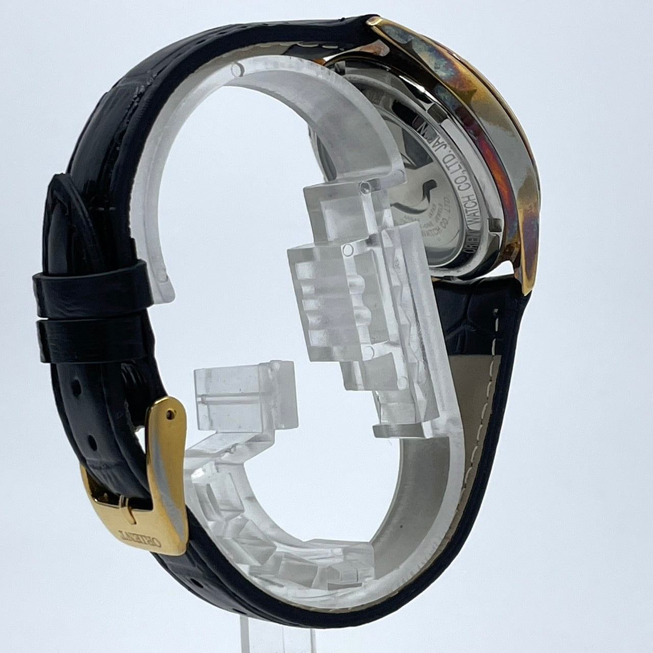 希少 稼働品 ORIENT オリエント メンズ 腕時計 自動巻き 21石 デイデイト ネイビー文字盤 ゴールド ローマンインデックス 裏スケ クラシック エレガント ドレスウォッチ ビジネス 高級感 クリーニング済み ヴィンテージ ベルト交換済 G