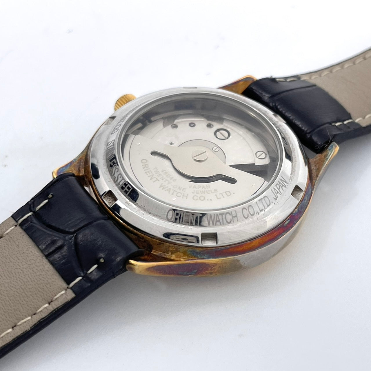 希少 稼働品 ORIENT オリエント メンズ 腕時計 自動巻き 21石 デイデイト ネイビー文字盤 ゴールド ローマンインデックス 裏スケ クラシック エレガント ドレスウォッチ ビジネス 高級感 クリーニング済み ヴィンテージ ベルト交換済 G