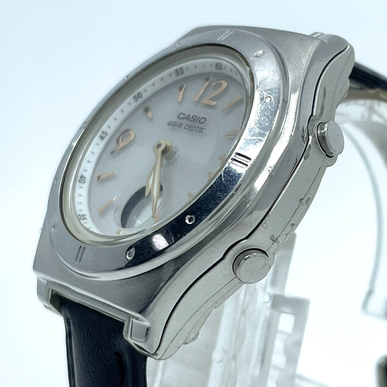 【新品ベルト（社外品）／稼働品】CASIO wave ceptor カシオ ウェーブセプター レディース 腕時計 LWA-M141 電波ソーラー アナデジ シルバー ブラックレザー ラウンド クラシック ビジネス カジュアル 多機能 クリーニング済み G6