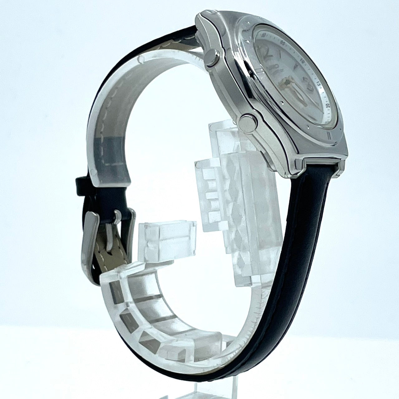 【新品ベルト（社外品）／稼働品】CASIO wave ceptor カシオ ウェーブセプター レディース 腕時計 LWA-M141 電波ソーラー アナデジ シルバー ブラックレザー ラウンド クラシック ビジネス カジュアル 多機能 クリーニング済み G6