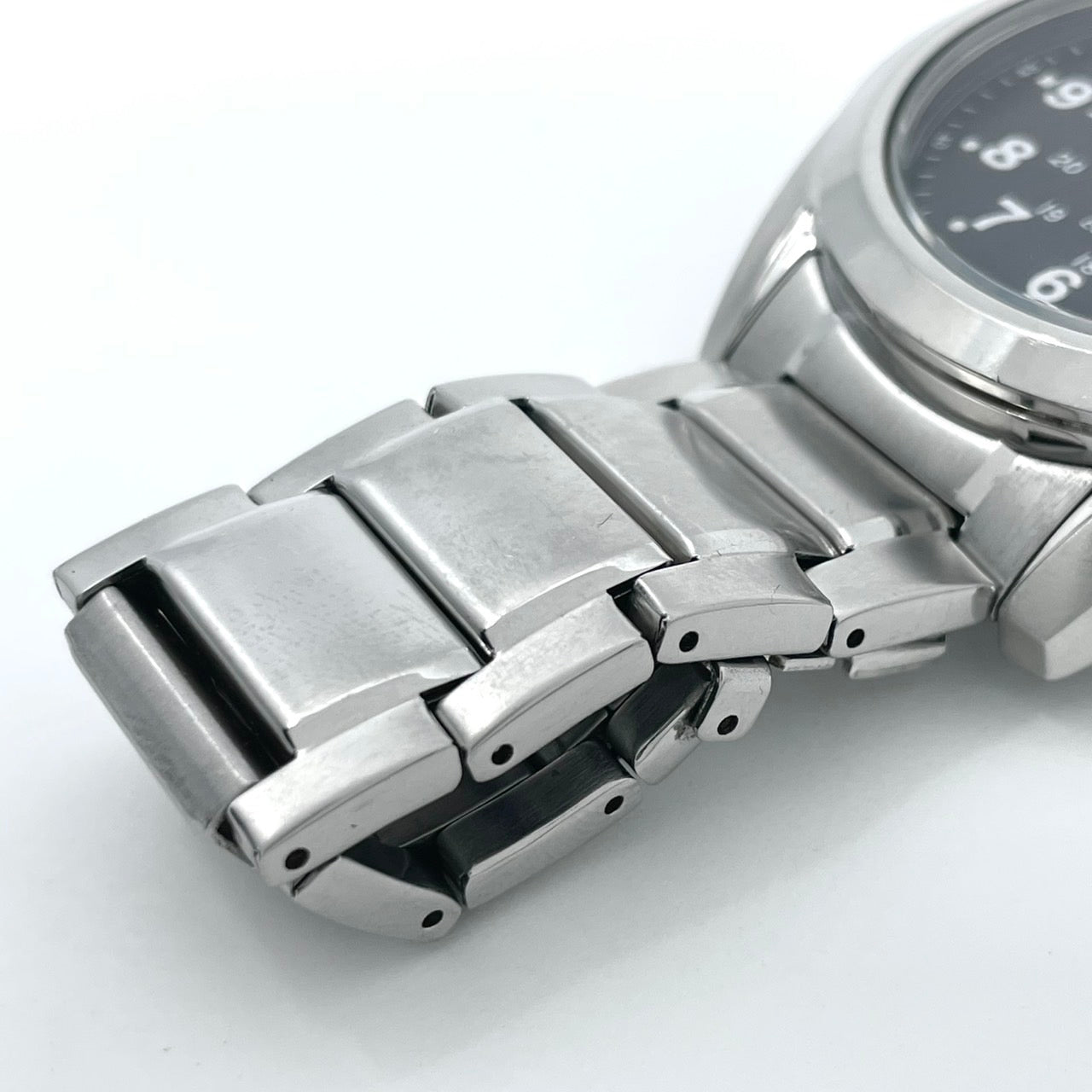 【稼働品】CITIZEN シチズン メンズ 腕時計 エコドライブ AW0050-82E ソーラー デイデイト ブラック文字盤 シルバー アラビア数字 ミリタリーデザイン カジュアル ビジネス 10気圧防水 アナログ 高視認性 クリーニング済み G6