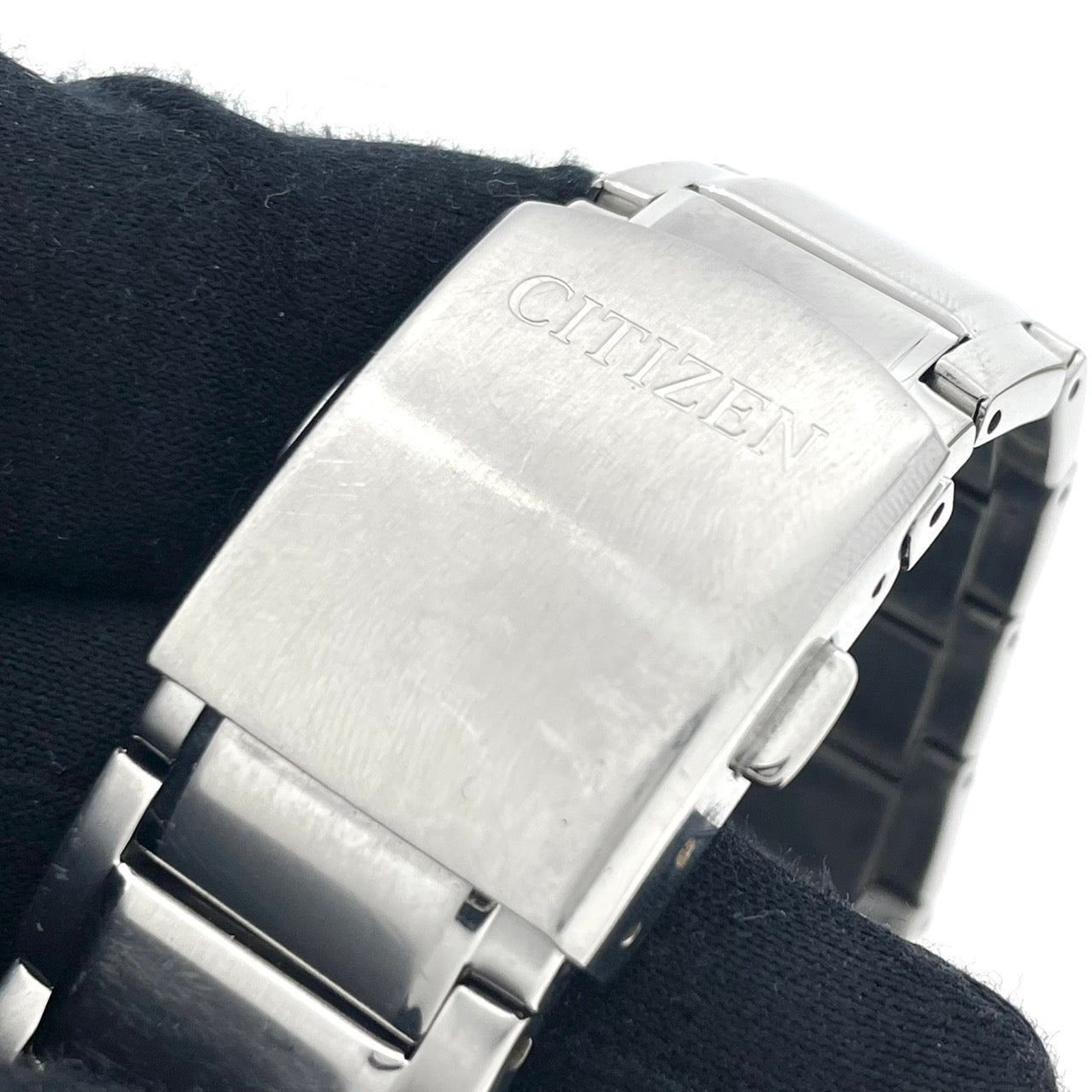 【稼働品】CITIZEN シチズン メンズ 腕時計 エコドライブ AW0050-82E ソーラー デイデイト ブラック文字盤 シルバー アラビア数字 ミリタリーデザイン カジュアル ビジネス 10気圧防水 アナログ 高視認性 クリーニング済み G6