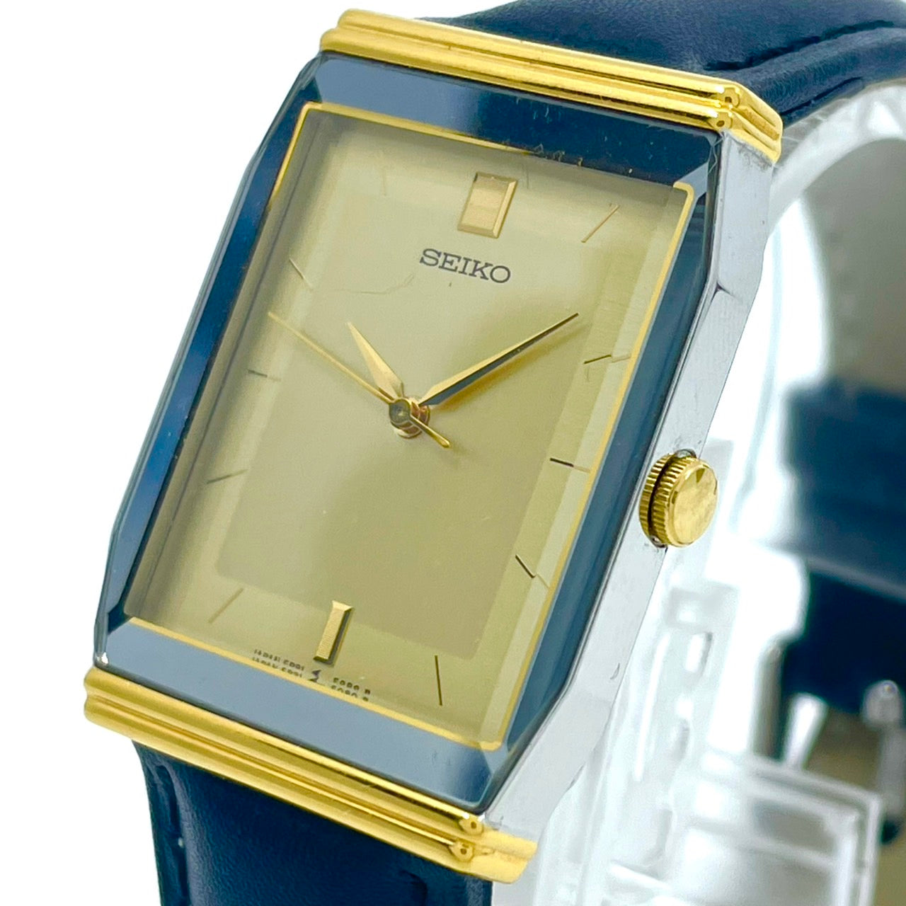 【極美品/新品ベルト/電池交換済/稼働品】SEIKO セイコー メンズ 腕時計 5P31-5000 スクエア ゴールド文字盤 シルバー クオーツ アナログ ビンテージ クラシック ドレスウォッチ エレガント ビジネス シンプル クリーニング済 G6