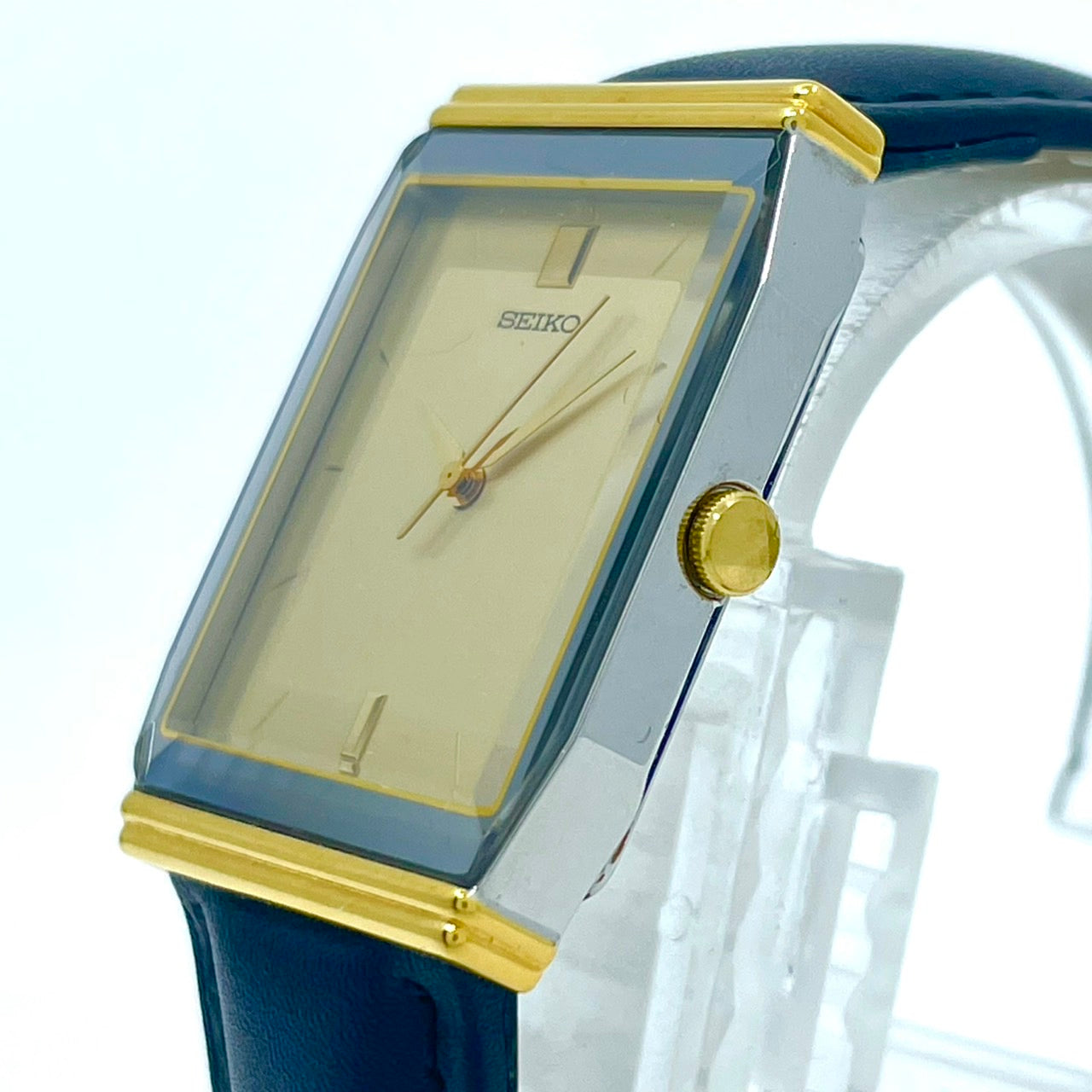 【極美品/新品ベルト/電池交換済/稼働品】SEIKO セイコー メンズ 腕時計 5P31-5000 スクエア ゴールド文字盤 シルバー クオーツ アナログ ビンテージ クラシック ドレスウォッチ エレガント ビジネス シンプル クリーニング済 G6