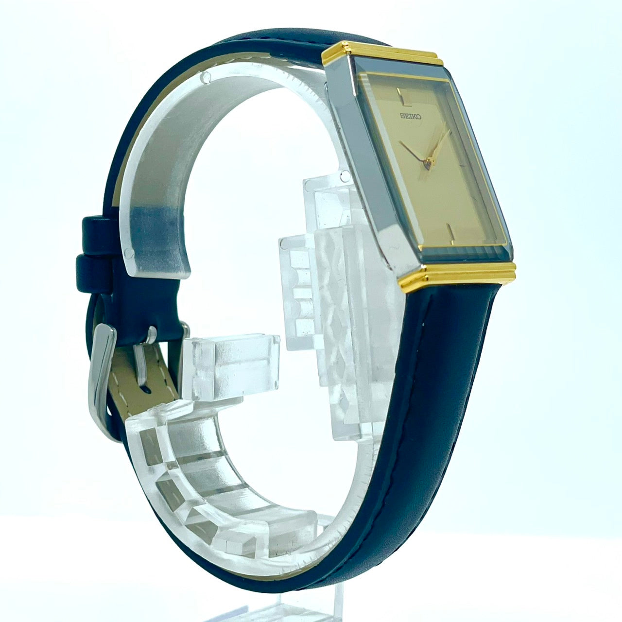 【極美品/新品ベルト/電池交換済/稼働品】SEIKO セイコー メンズ 腕時計 5P31-5000 スクエア ゴールド文字盤 シルバー クオーツ アナログ ビンテージ クラシック ドレスウォッチ エレガント ビジネス シンプル クリーニング済 G6