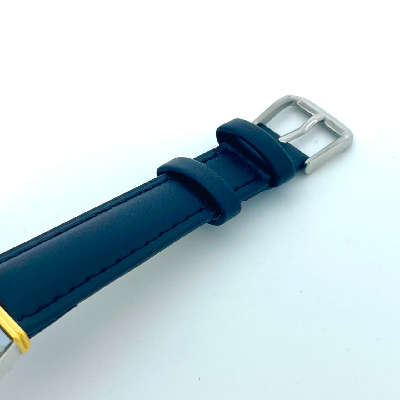 【極美品/新品ベルト/電池交換済/稼働品】SEIKO セイコー メンズ 腕時計 5P31-5000 スクエア ゴールド文字盤 シルバー クオーツ アナログ ビンテージ クラシック ドレスウォッチ エレガント ビジネス シンプル クリーニング済 G6