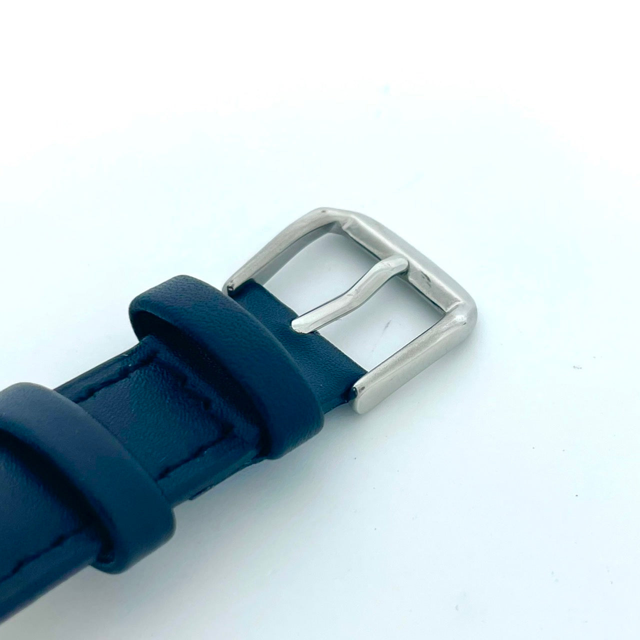 【極美品/新品ベルト/電池交換済/稼働品】SEIKO セイコー メンズ 腕時計 5P31-5000 スクエア ゴールド文字盤 シルバー クオーツ アナログ ビンテージ クラシック ドレスウォッチ エレガント ビジネス シンプル クリーニング済 G6