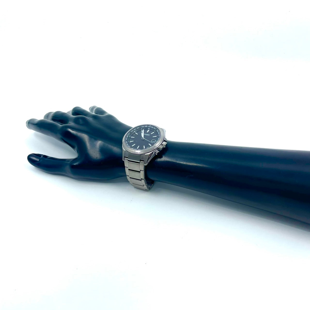 【稼働品】CITIZEN シチズン メンズ 腕時計 エコドライブ 電波ソーラー H149-S118921 ワールドタイム ネイビー文字盤 シルバー 多機能 ビジネス スタイリッシュ アナログ 10気圧防水 パーペチュアルカレンダー クリーニング済 G6