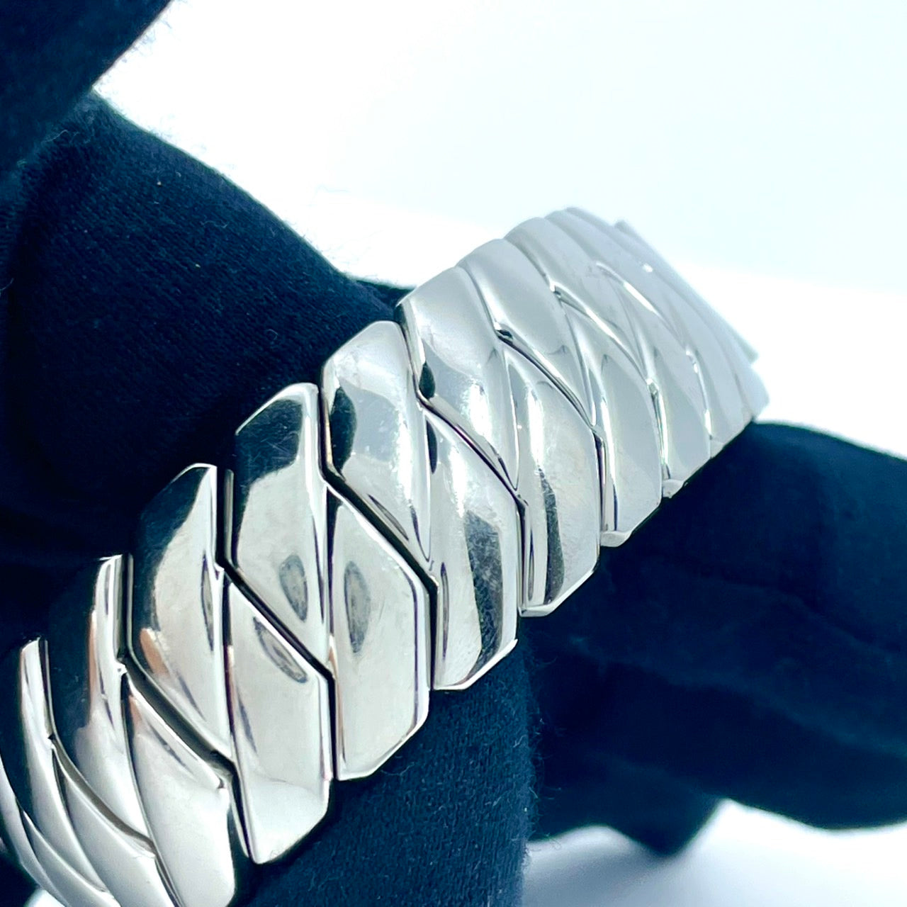 【稼働/美品】クリスチャンディオール 腕時計 D72-100 レディースウォッチ スクエア シルバー アイスブルー文字盤 クォーツ ブレスレットウォッチ エレガント ドレスウォッチ クラシック スイス製 高級ブランドウォッチ クリーニング済 G6