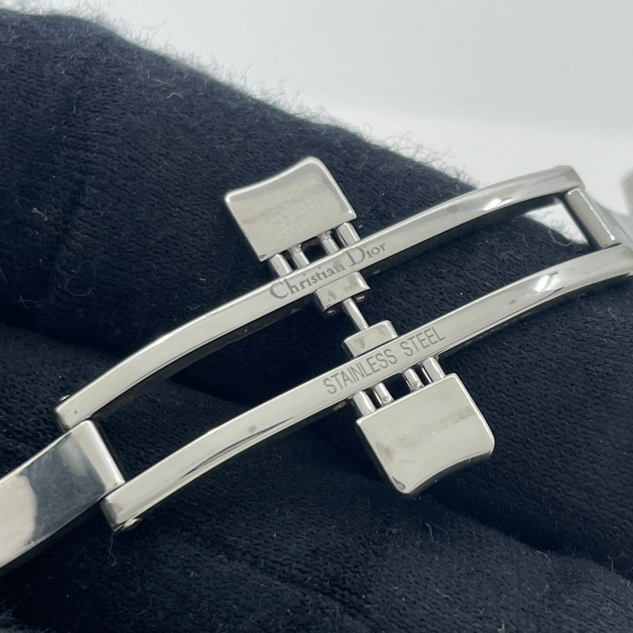 【稼働/美品】クリスチャンディオール 腕時計 D72-100 レディースウォッチ スクエア シルバー アイスブルー文字盤 クォーツ ブレスレットウォッチ エレガント ドレスウォッチ クラシック スイス製 高級ブランドウォッチ クリーニング済 G6