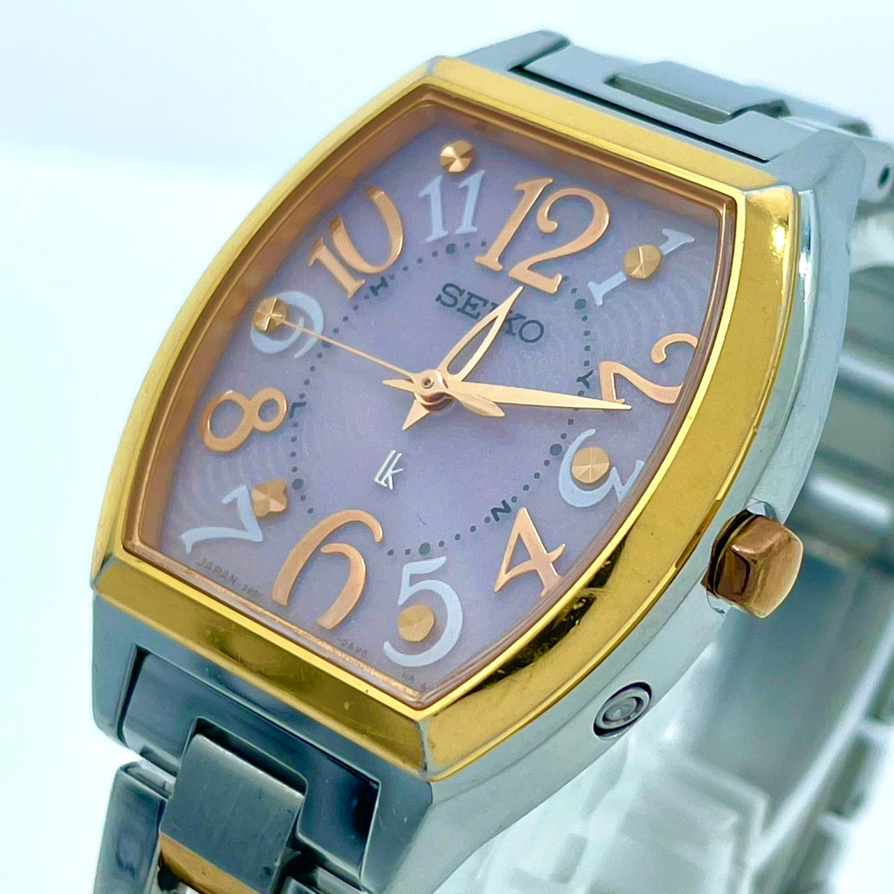 【稼働/美品】セイコー ルキア 3B51-0AE0 レディース 腕時計 ソーラー電波 トノー型 ピンク文字盤 シルバー ゴールド コンビ ステンレス エレガント クラシック ビジネス オフィス ファッションウォッチ クリーニング済 G6