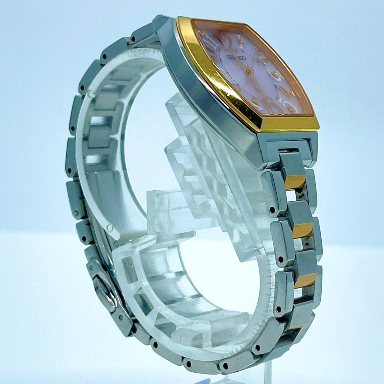 【稼働/美品】セイコー ルキア 3B51-0AE0 レディース 腕時計 ソーラー電波 トノー型 ピンク文字盤 シルバー ゴールド コンビ ステンレス エレガント クラシック ビジネス オフィス ファッションウォッチ クリーニング済 G6