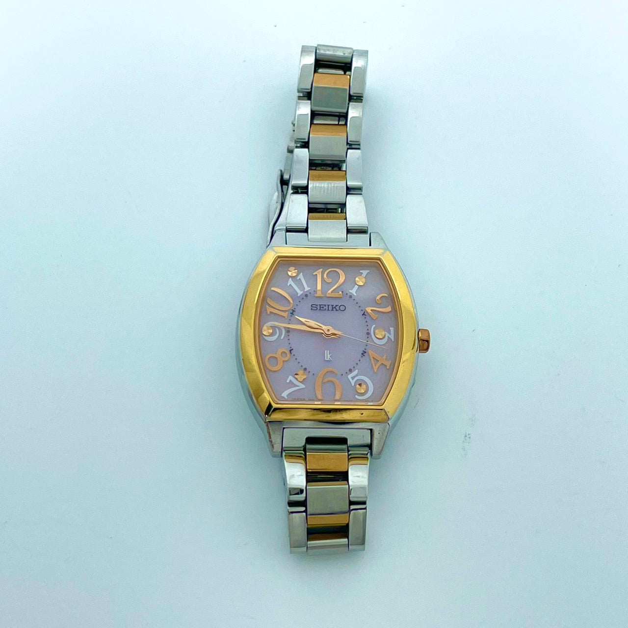 【稼働/美品】セイコー ルキア 3B51-0AE0 レディース 腕時計 ソーラー電波 トノー型 ピンク文字盤 シルバー ゴールド コンビ ステンレス エレガント クラシック ビジネス オフィス ファッションウォッチ クリーニング済 G6