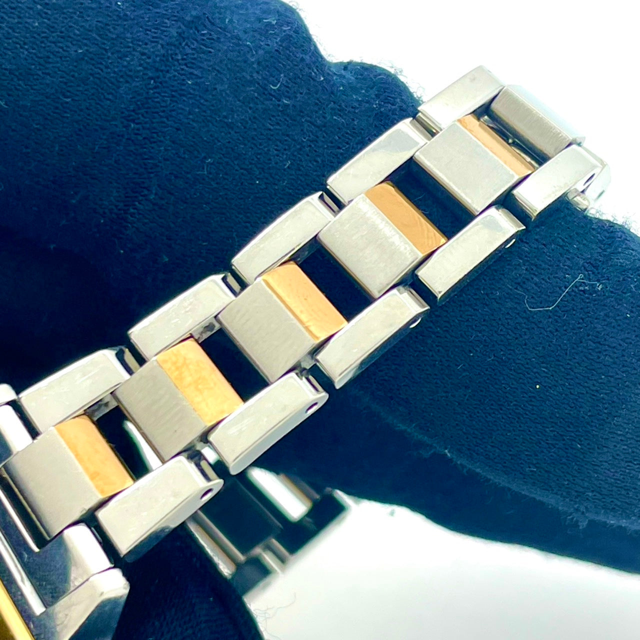 【稼働/美品】セイコー ルキア 3B51-0AE0 レディース 腕時計 ソーラー電波 トノー型 ピンク文字盤 シルバー ゴールド コンビ ステンレス エレガント クラシック ビジネス オフィス ファッションウォッチ クリーニング済 G6