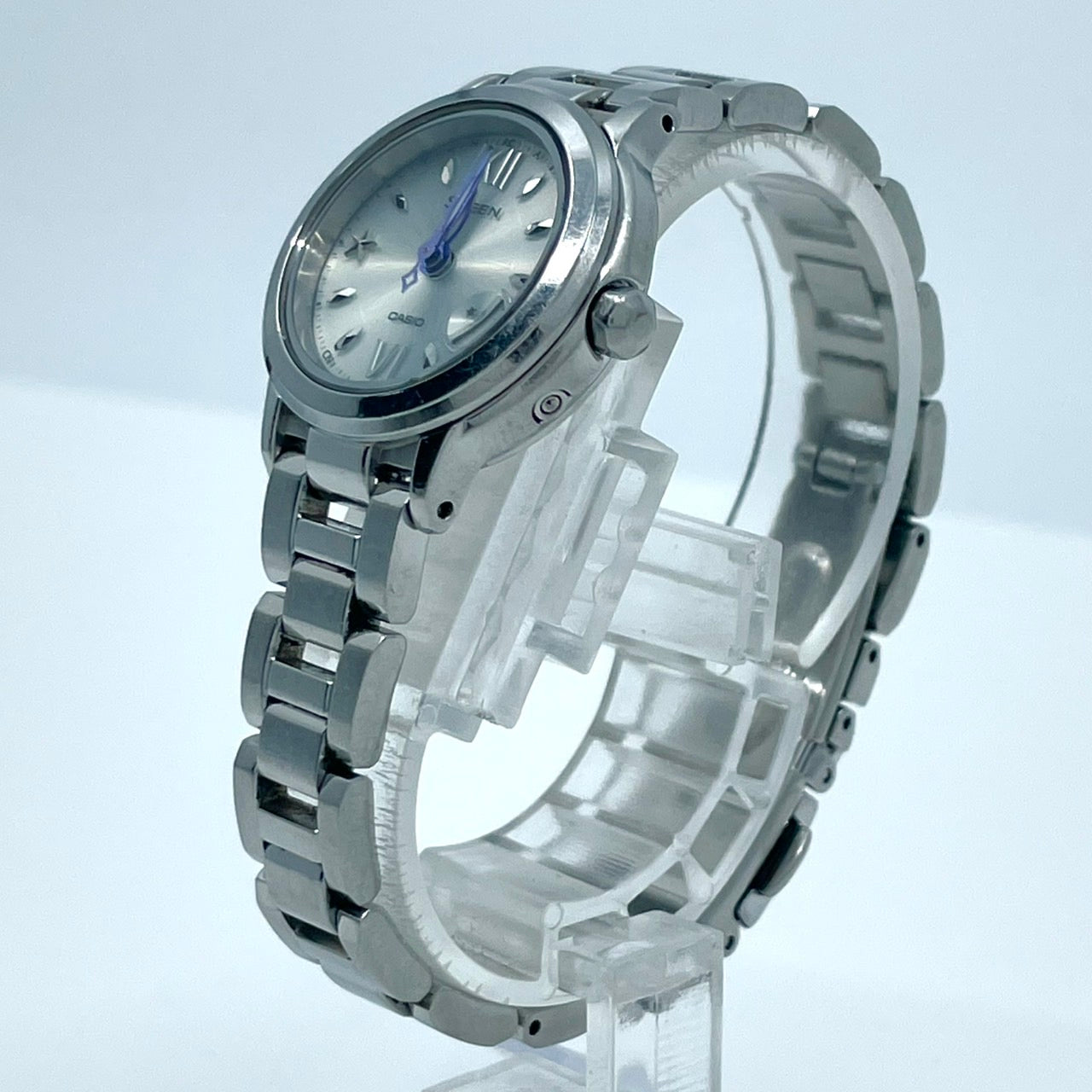 【稼働/美品】カシオ シーン 腕時計 SHW-1500 レディース ソーラー電波 シルバー ブルー針 デイト表示 星モチーフ ラウンド エレガント クラシック ビジネス オフィス ファッションウォッチ クリーニング済 G6