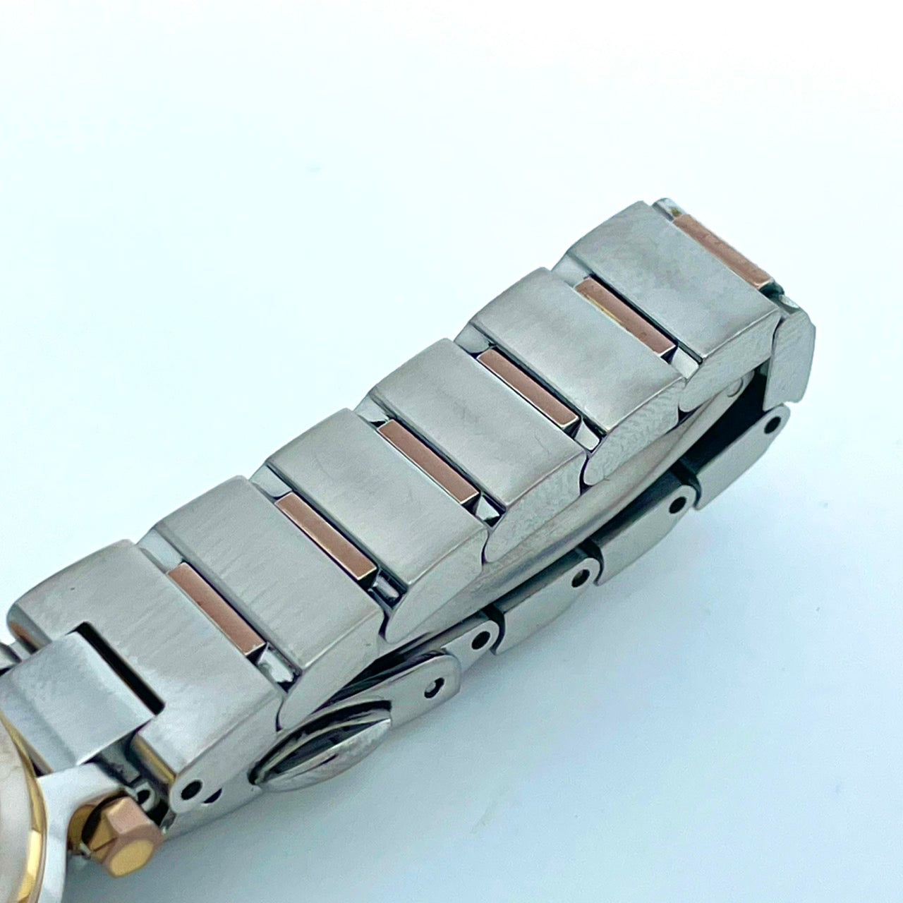 【稼働/美品】シチズン XC クロスシー 腕時計 H058-T017908 レディース エコドライブ ソーラー電波 シルバー ゴールド コンビ デイト表示 ラウンド ダイヤモンド エレガント ドレスウォッチ ビジネス クリーニング済 G6