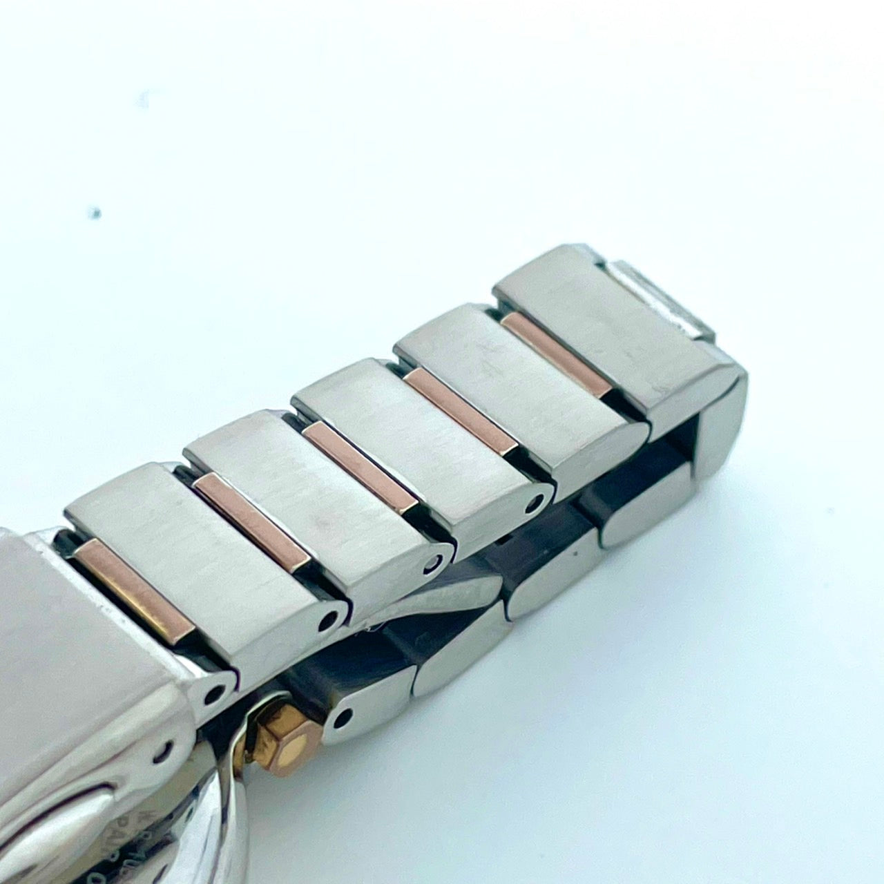 【稼働/美品】シチズン XC クロスシー 腕時計 H058-T017908 レディース エコドライブ ソーラー電波 シルバー ゴールド コンビ デイト表示 ラウンド ダイヤモンド エレガント ドレスウォッチ ビジネス クリーニング済 G6