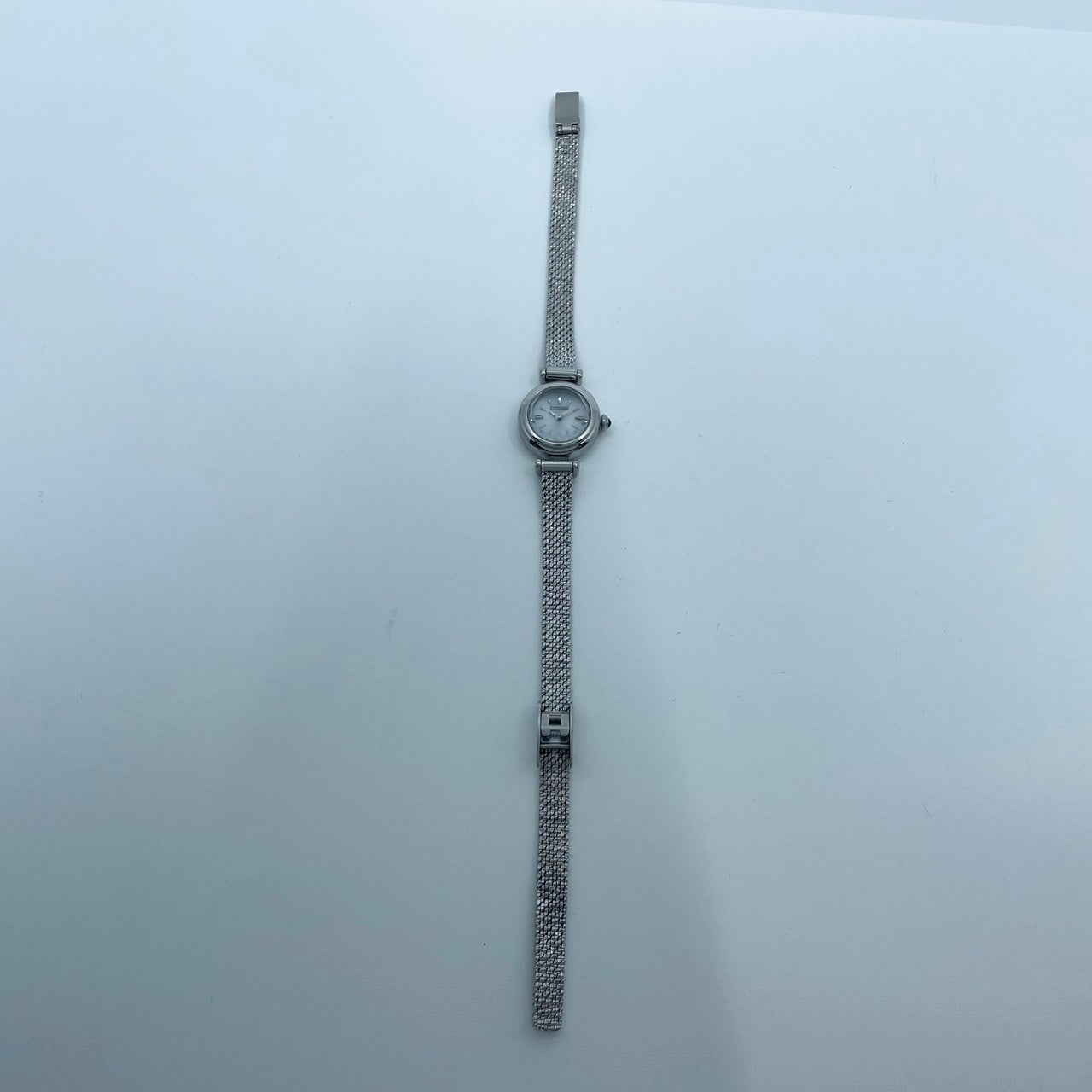 【稼働/美品】シチズン 腕時計 G626-S127998 レディース エコドライブ ソーラー シルバー シェル文字盤 ラウンド メッシュベルト クラシック エレガント ドレスウォッチ フェミニン ビジネス オフィス クリーニング済 G6