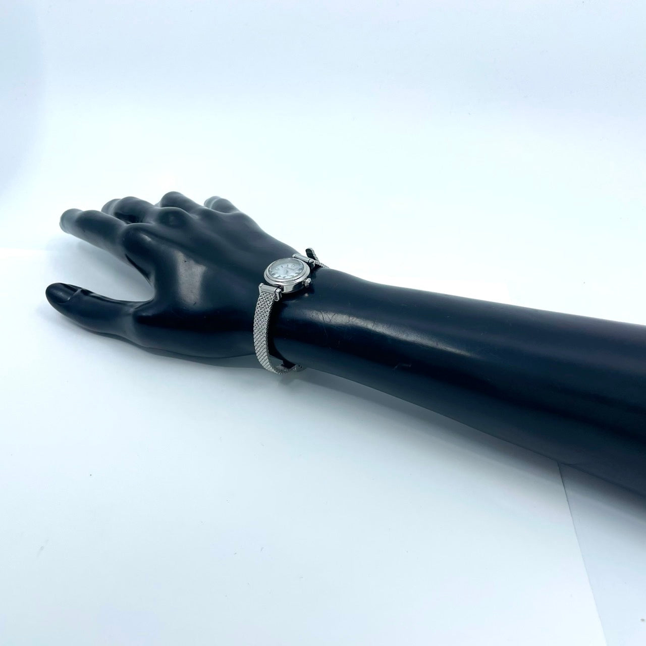 【稼働/美品】シチズン 腕時計 G626-S127998 レディース エコドライブ ソーラー シルバー シェル文字盤 ラウンド メッシュベルト クラシック エレガント ドレスウォッチ フェミニン ビジネス オフィス クリーニング済 G6