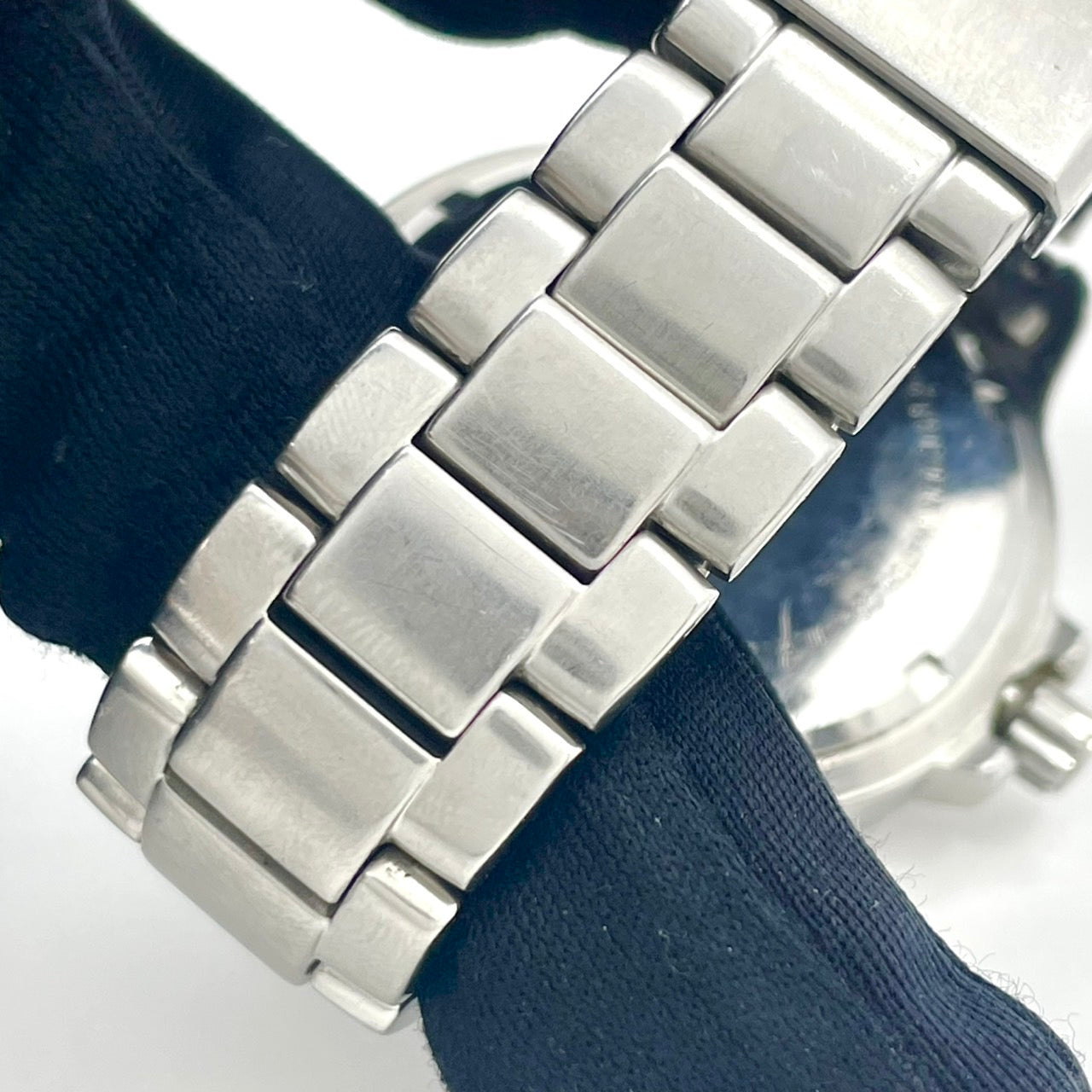 【稼働/美品】シチズン エコドライブ 腕時計 E101-K004888 メンズ ブラック文字盤 ソーラー デイデイト 20気圧防水 アナログ ラウンド シルバー ステンレス ビジネス カジュアル スポーティー アウトドアウォッチ クリーニング済 G6