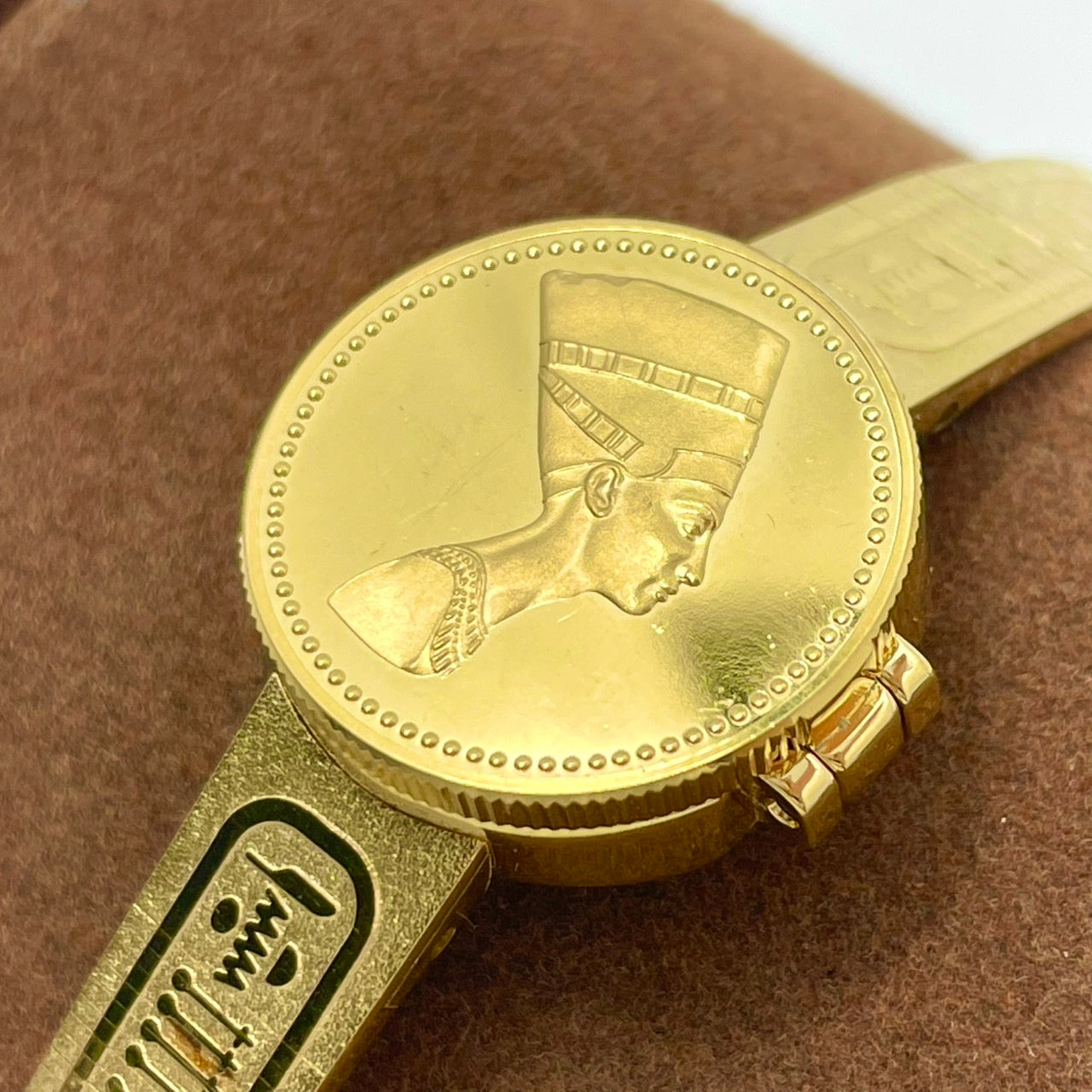 【激レア/稼働/美品】セイコー SEIKO 黄金のネフェルティティ コインウォッチ 1E20-0A20 腕時計 クォーツ レディース ゴールド バングルウォッチ ブレスレット ドレスウォッチ アンティーク ヴィンテージ G6