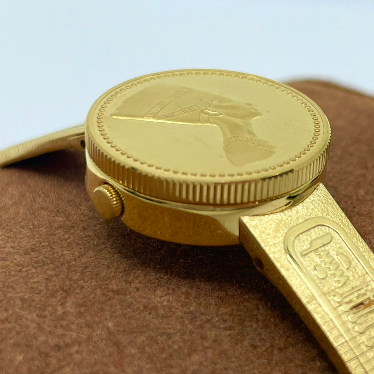 【激レア/稼働/美品】セイコー SEIKO 黄金のネフェルティティ コインウォッチ 1E20-0A20 腕時計 クォーツ レディース ゴールド バングルウォッチ ブレスレット ドレスウォッチ アンティーク ヴィンテージ G6