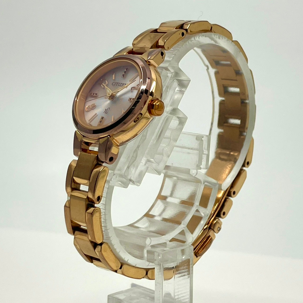 【稼働/美品】シチズン XC クロスシー 腕時計 B036 レディース エコドライブ ソーラー ピンクゴールド ピンク文字盤 ラウンド エレガント ドレスウォッチ クラシック フェミニン ビジネス オフィス ファッションウォッチ クリーニング済 G6